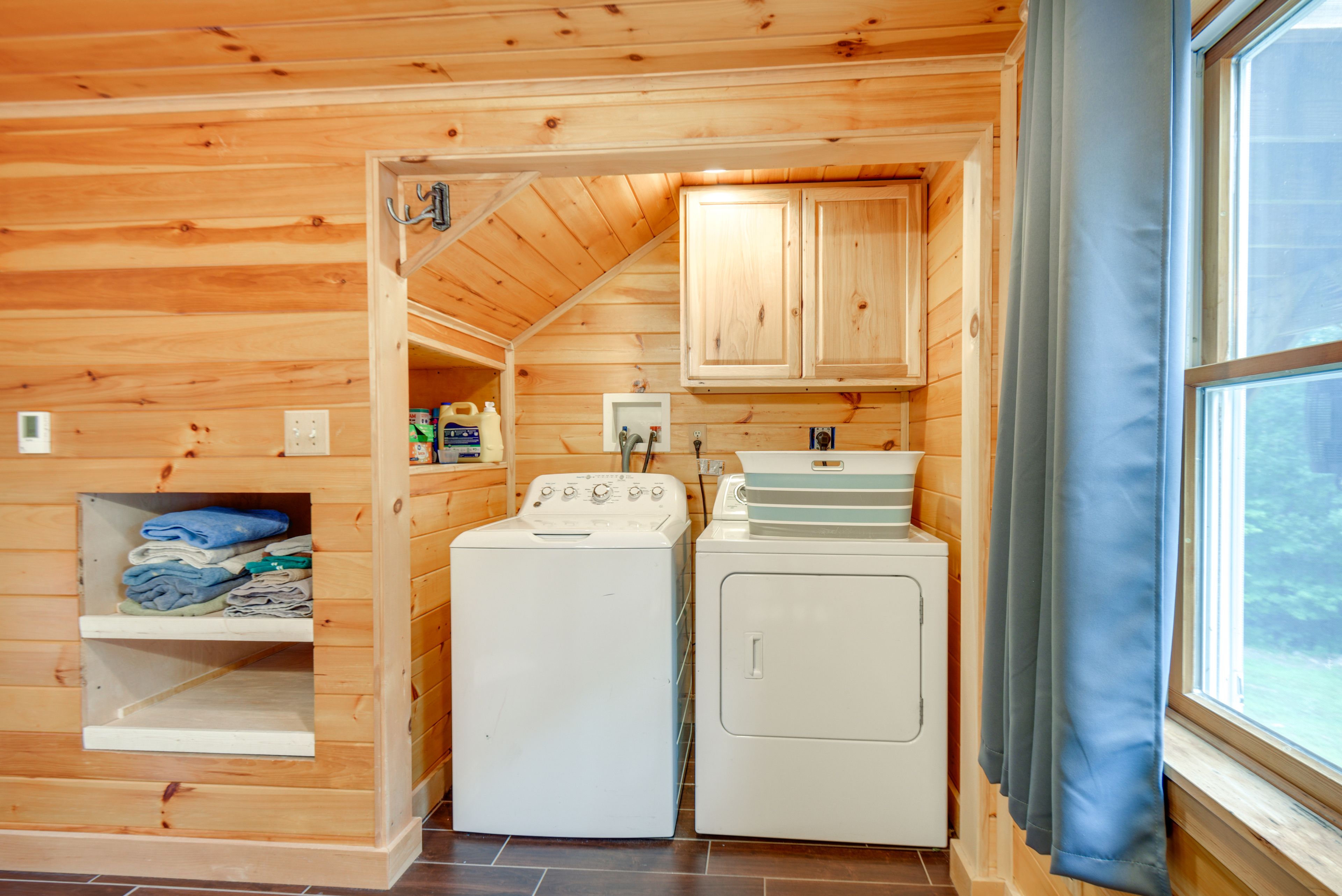 Washer & Dryer