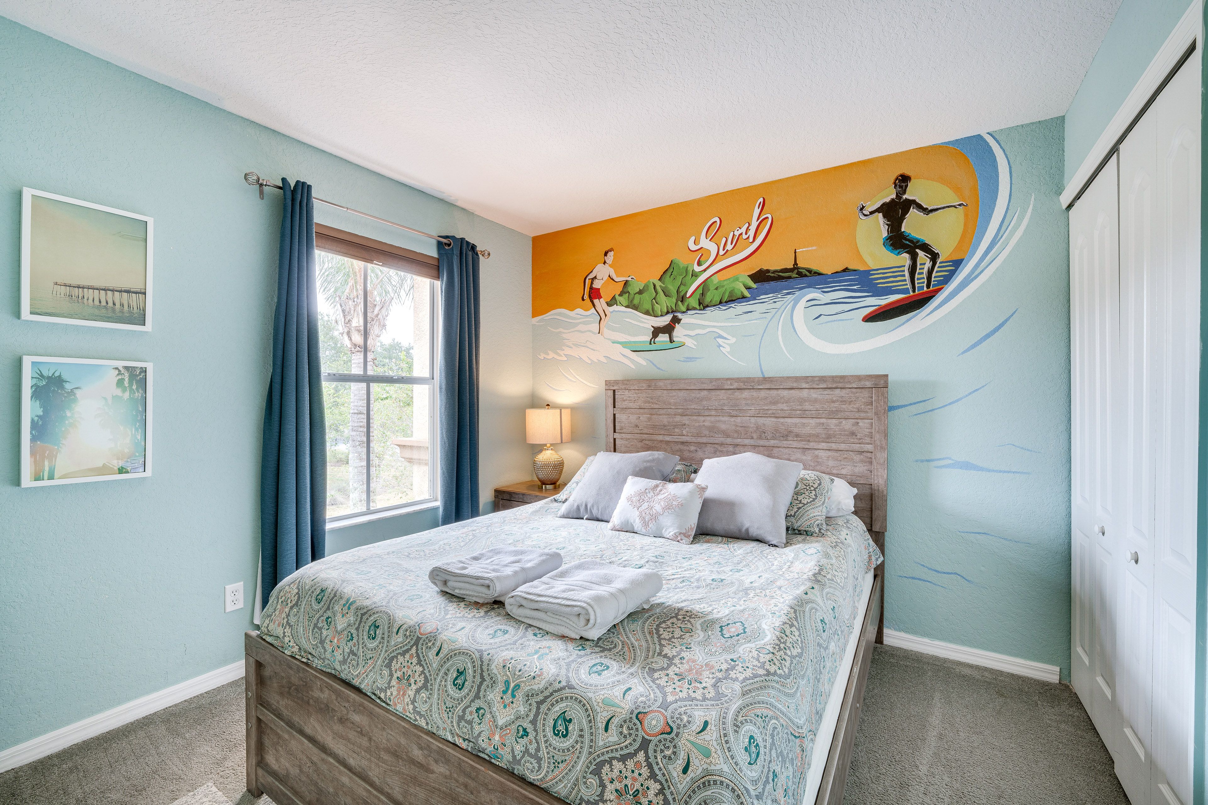 Bedroom 2 | 2nd Floor | Queen Bed | Smart TV