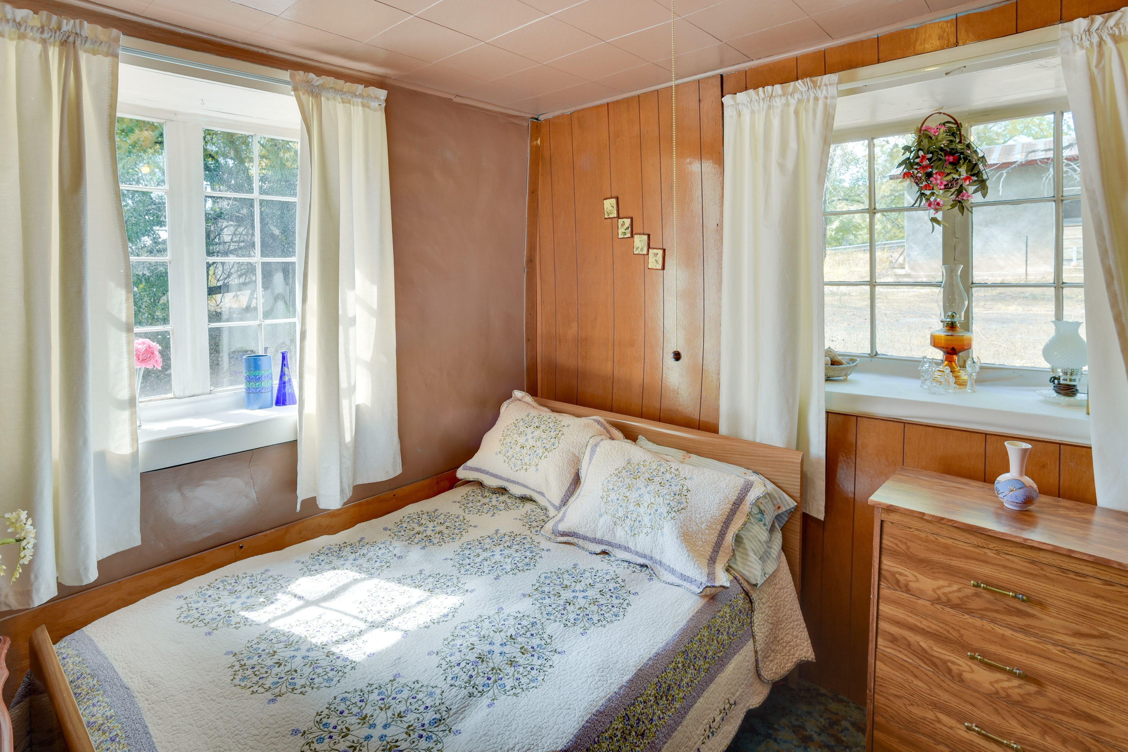 Bedroom 1 | Full Bed