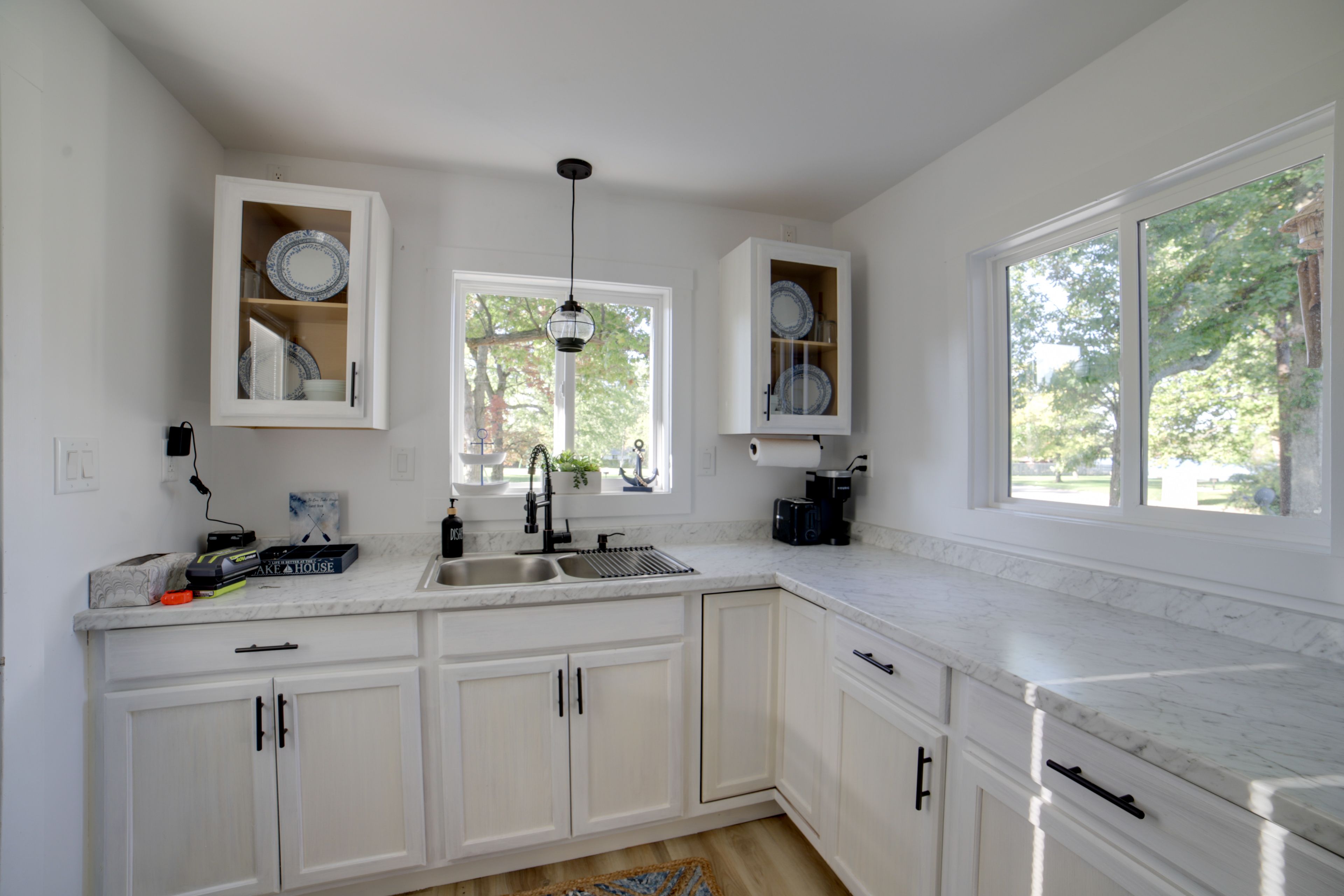 Kitchen | Keurig Coffee Maker | Toaster