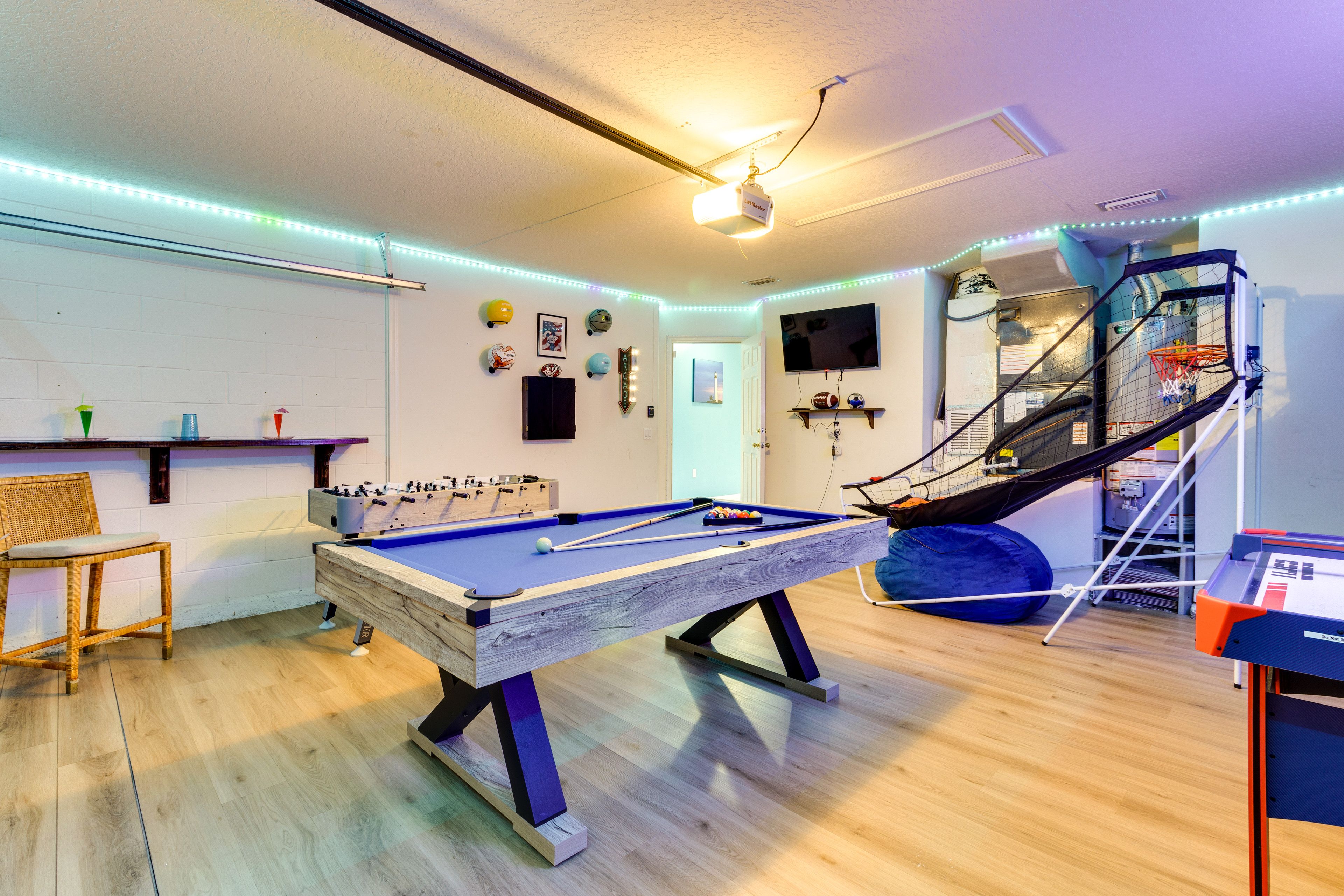 Game Room | Air Hockey Table | Basketball Game | Foosball Table | Pool Table