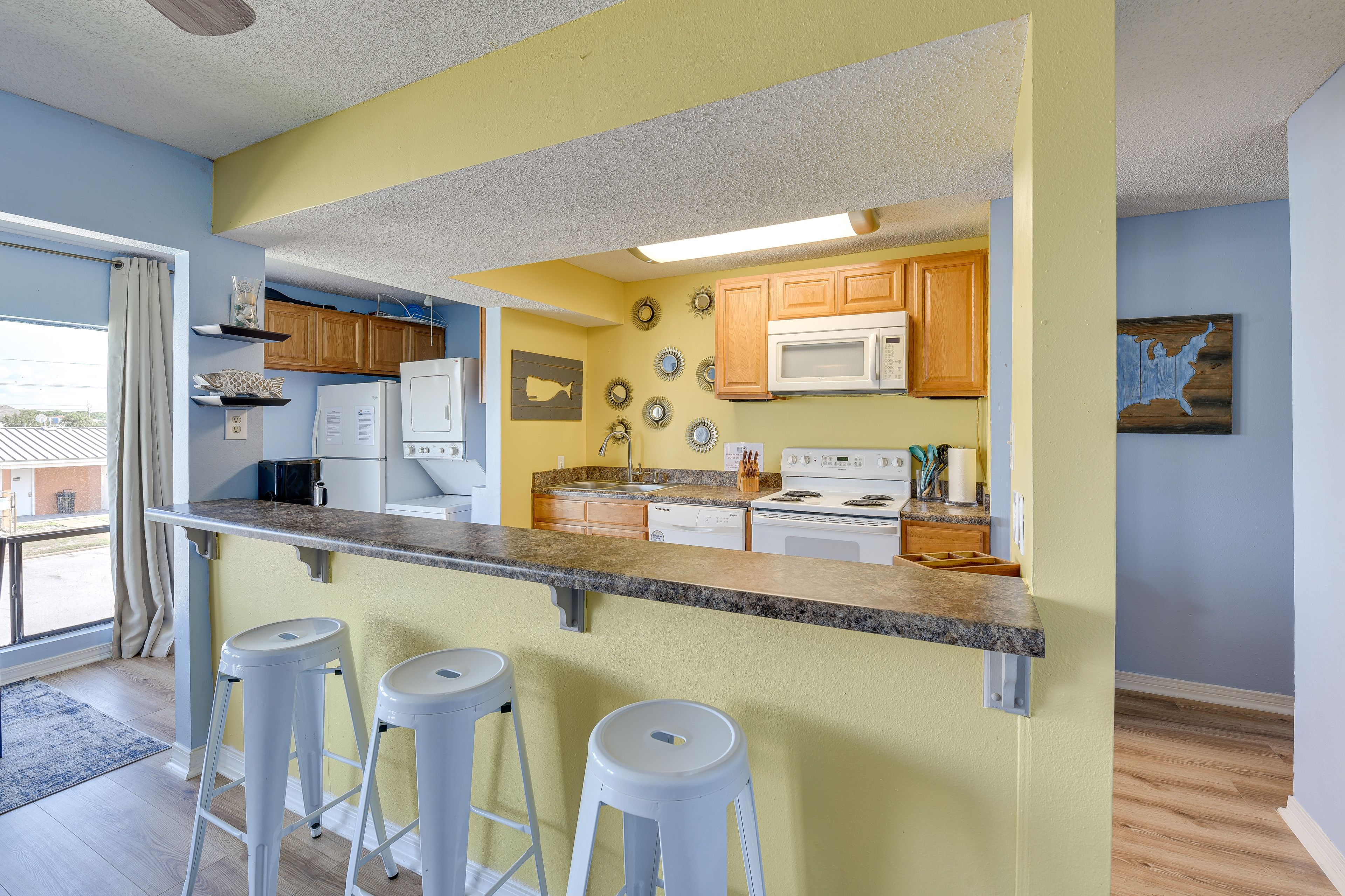 Kitchen & Dining Area | Pet Friendly w/ Fee
