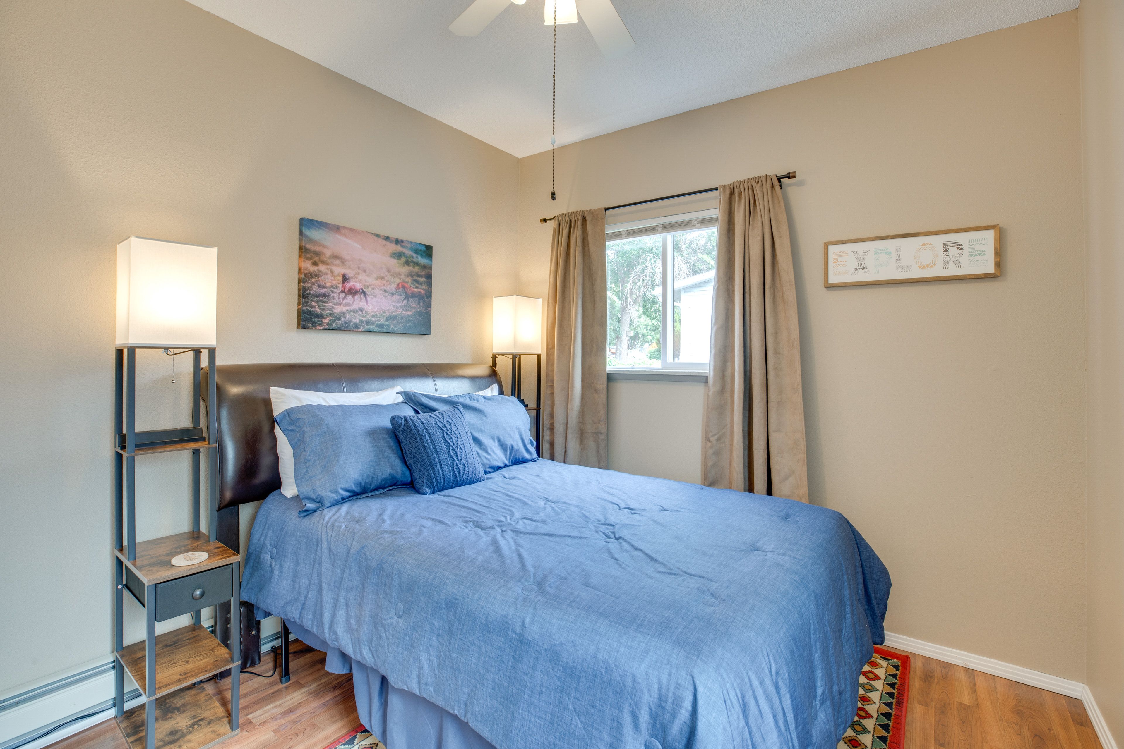 Bedroom 4 | Queen Bed