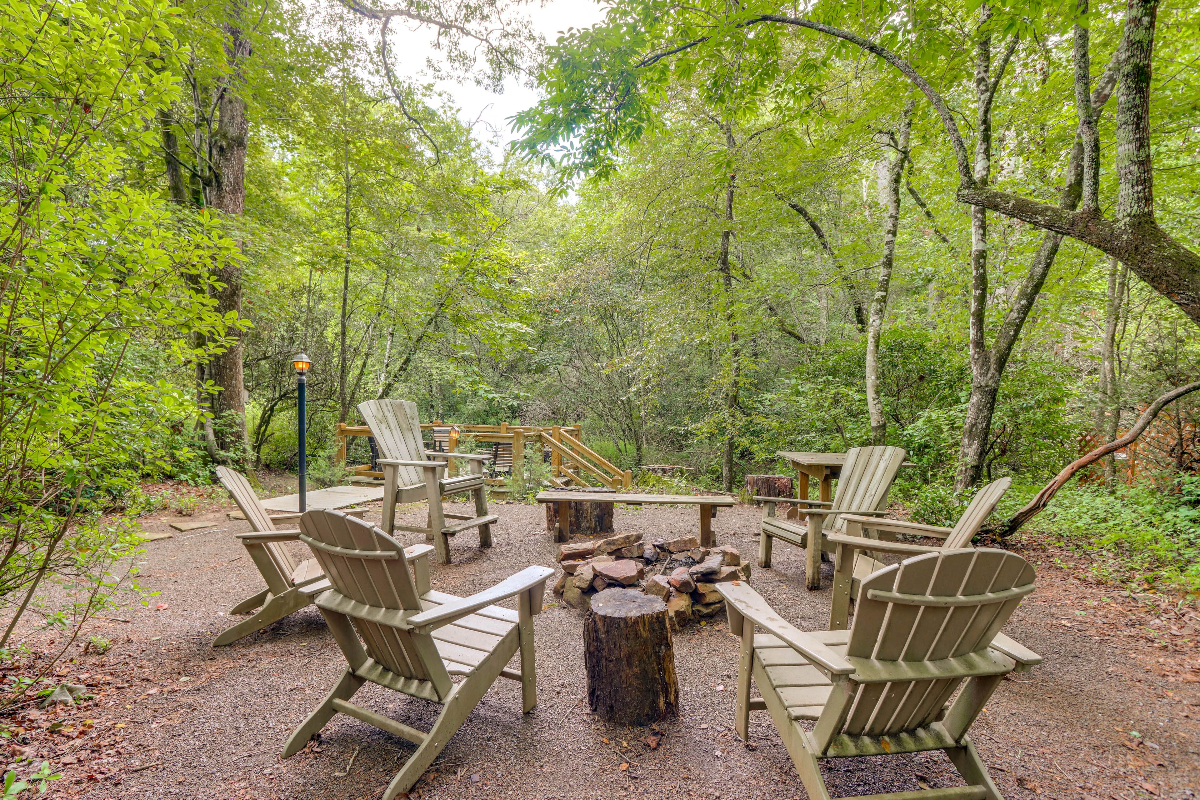 Wood-Burning Fire Pit | Waterfront Deck | Creek On-Site