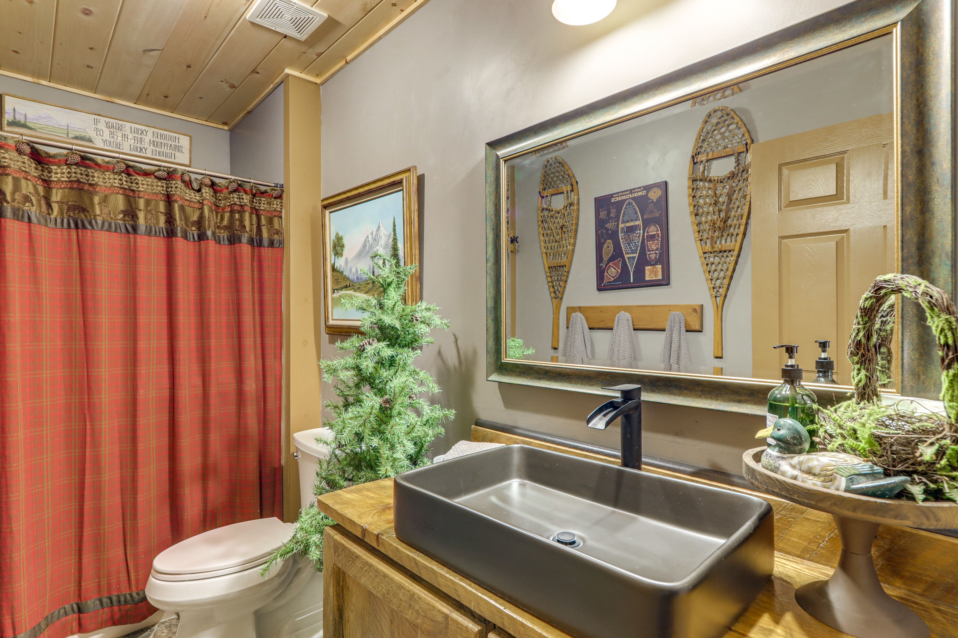 Full Bathroom
