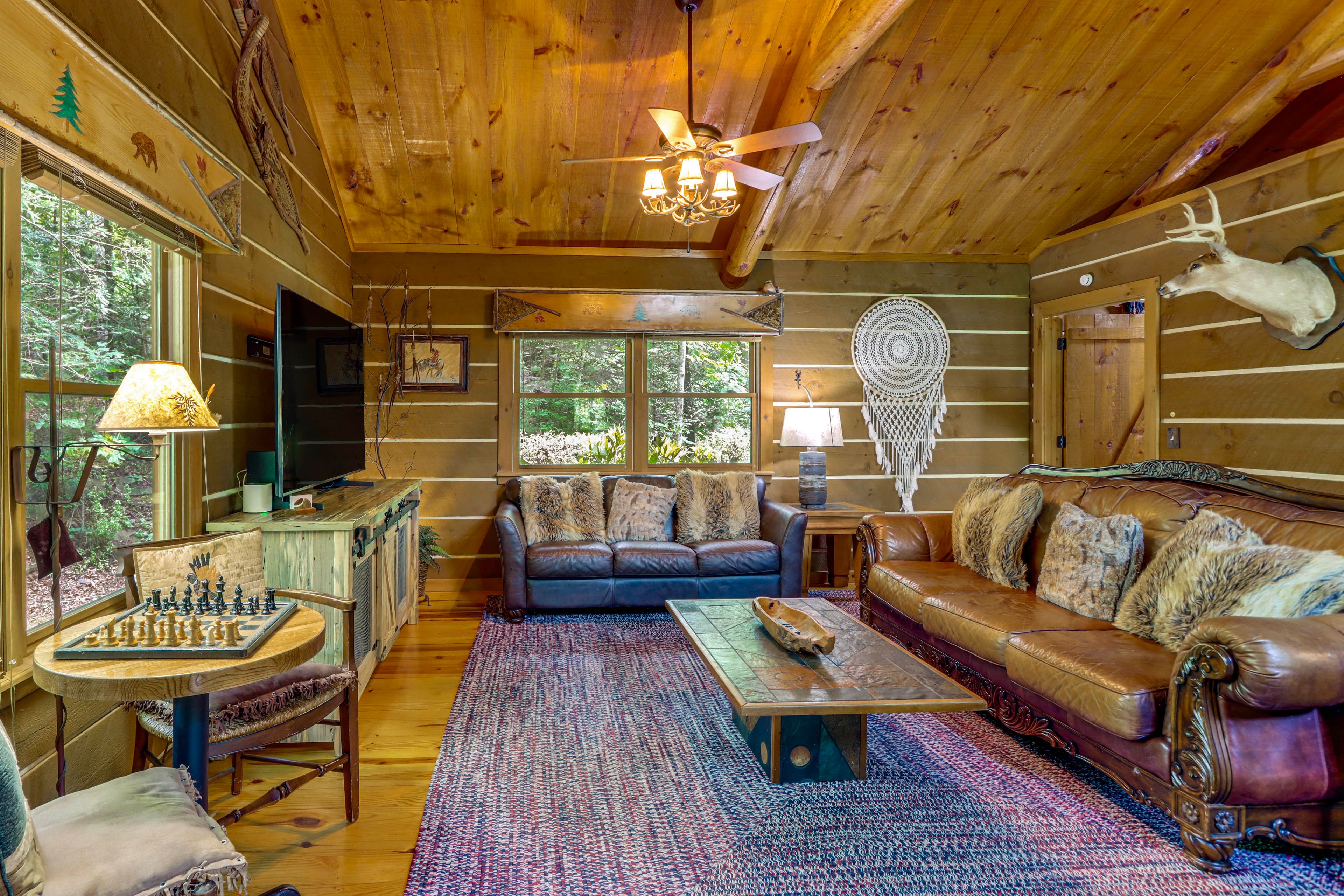 Living Room | Smart TV | Open Living Space