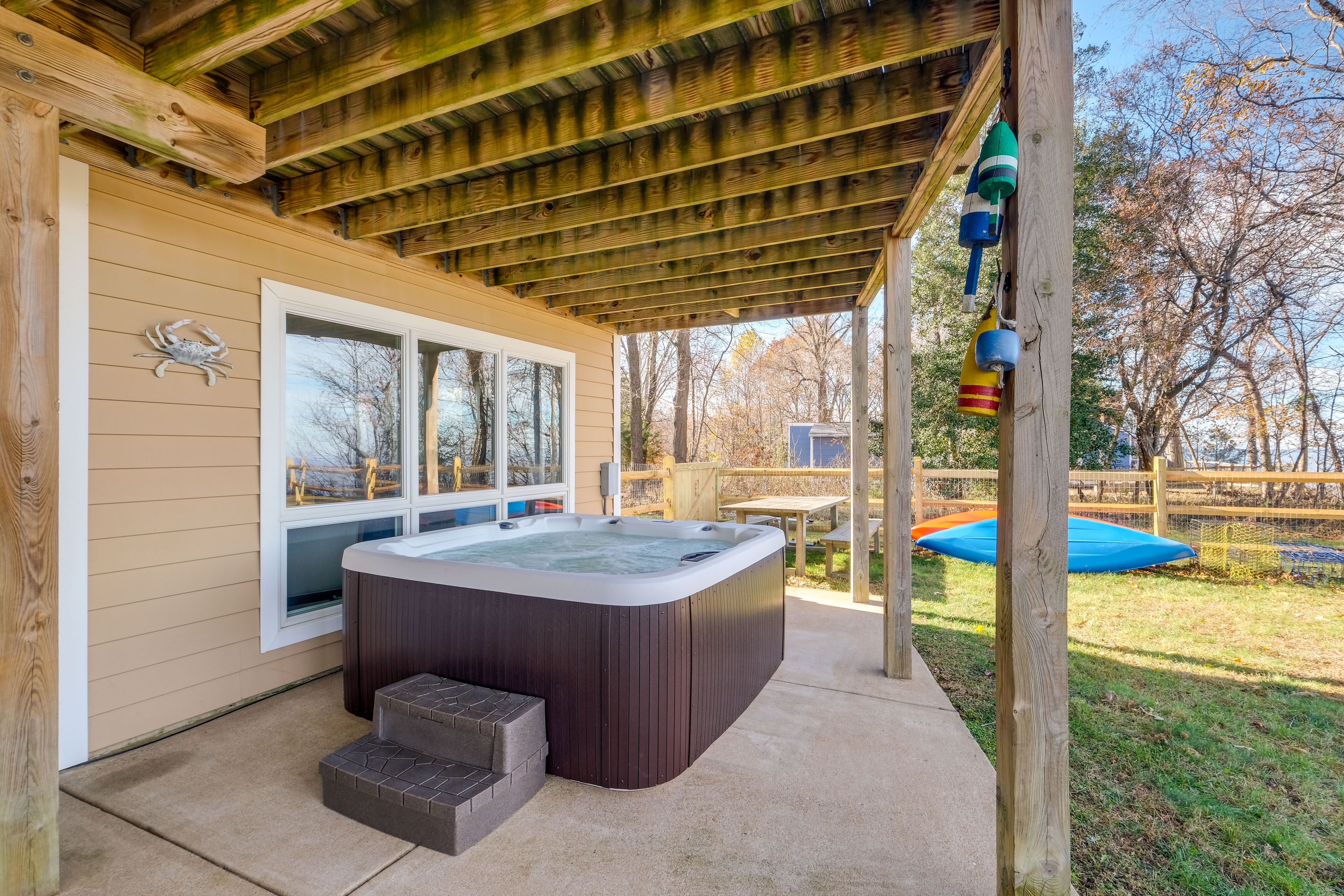 Patio | Hot Tub
