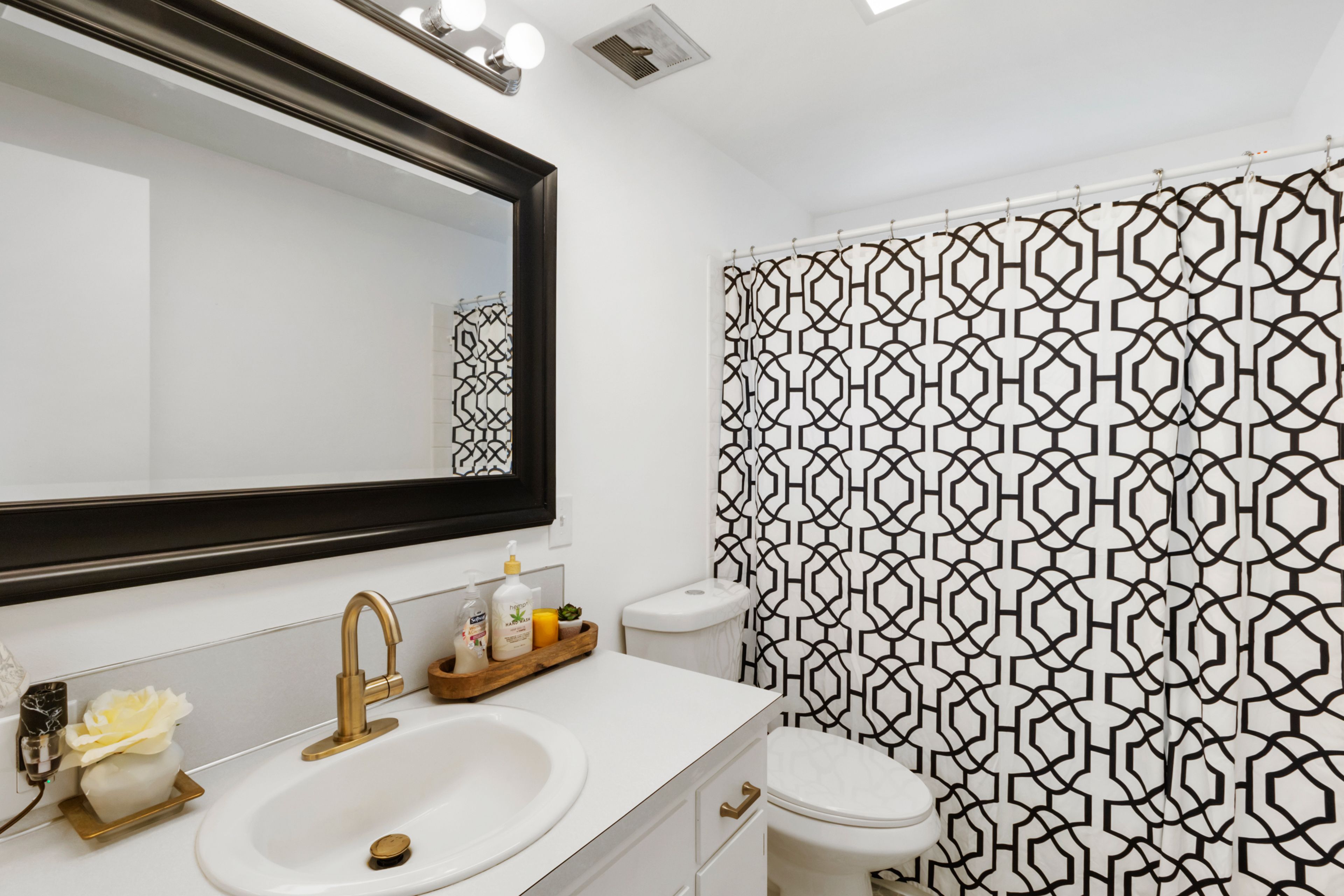 Bathroom | 1st Floor | Shower/Tub Combo | Towels Provided | Hair Dryers