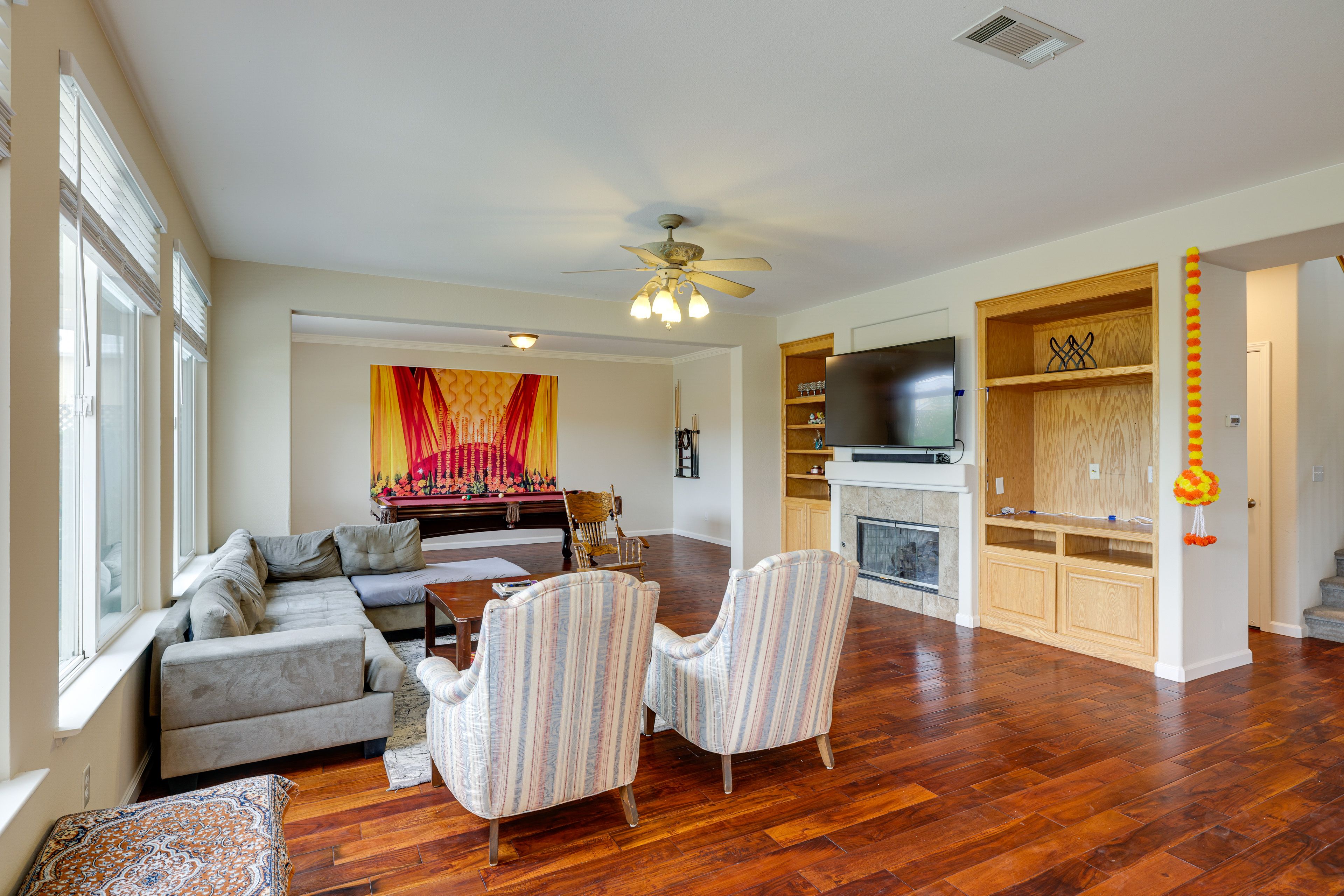 Living Room | 1st Floor | Smart TV w/ Cable | Fireplace