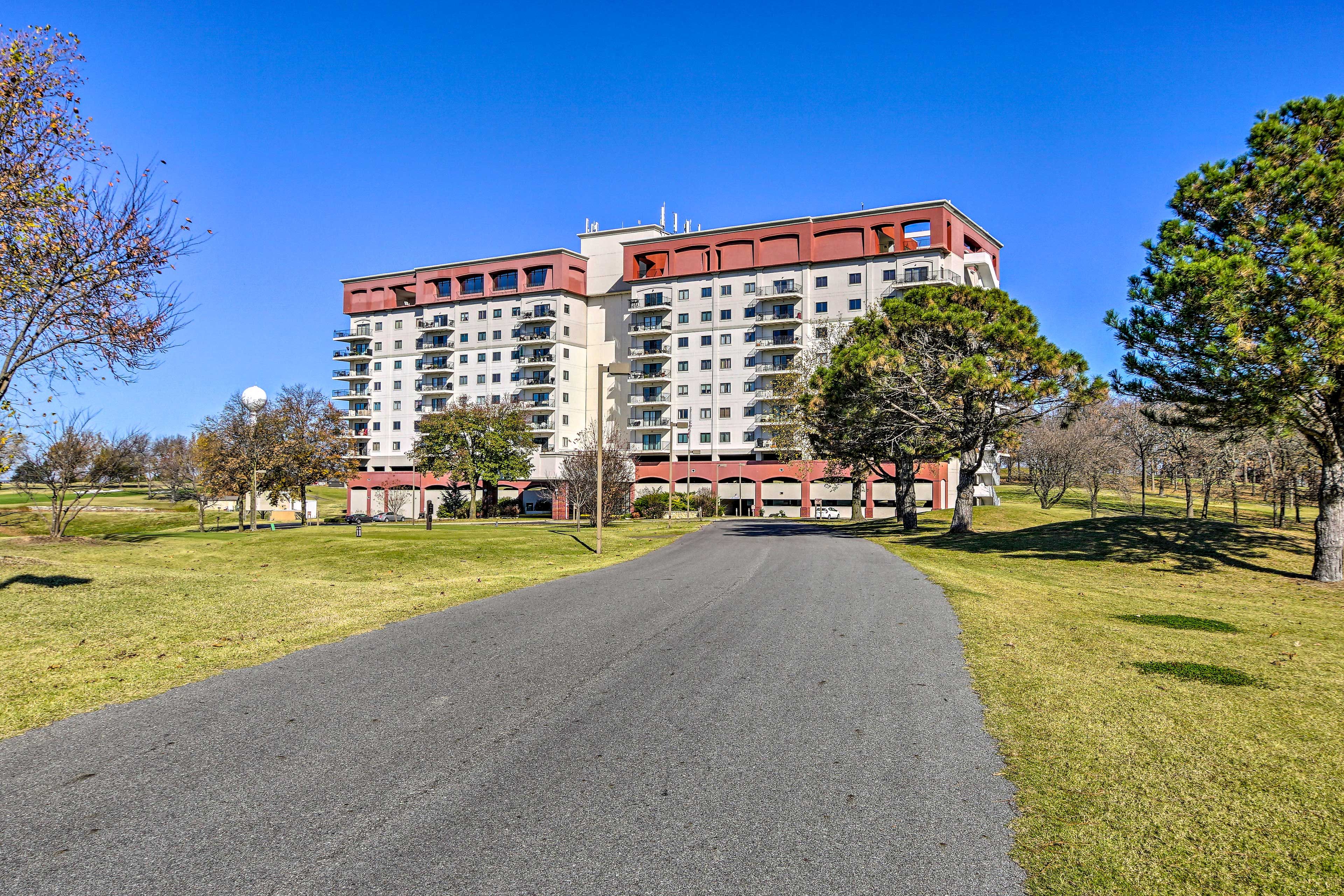 Condo Exterior | Vista Towers Shangri-La