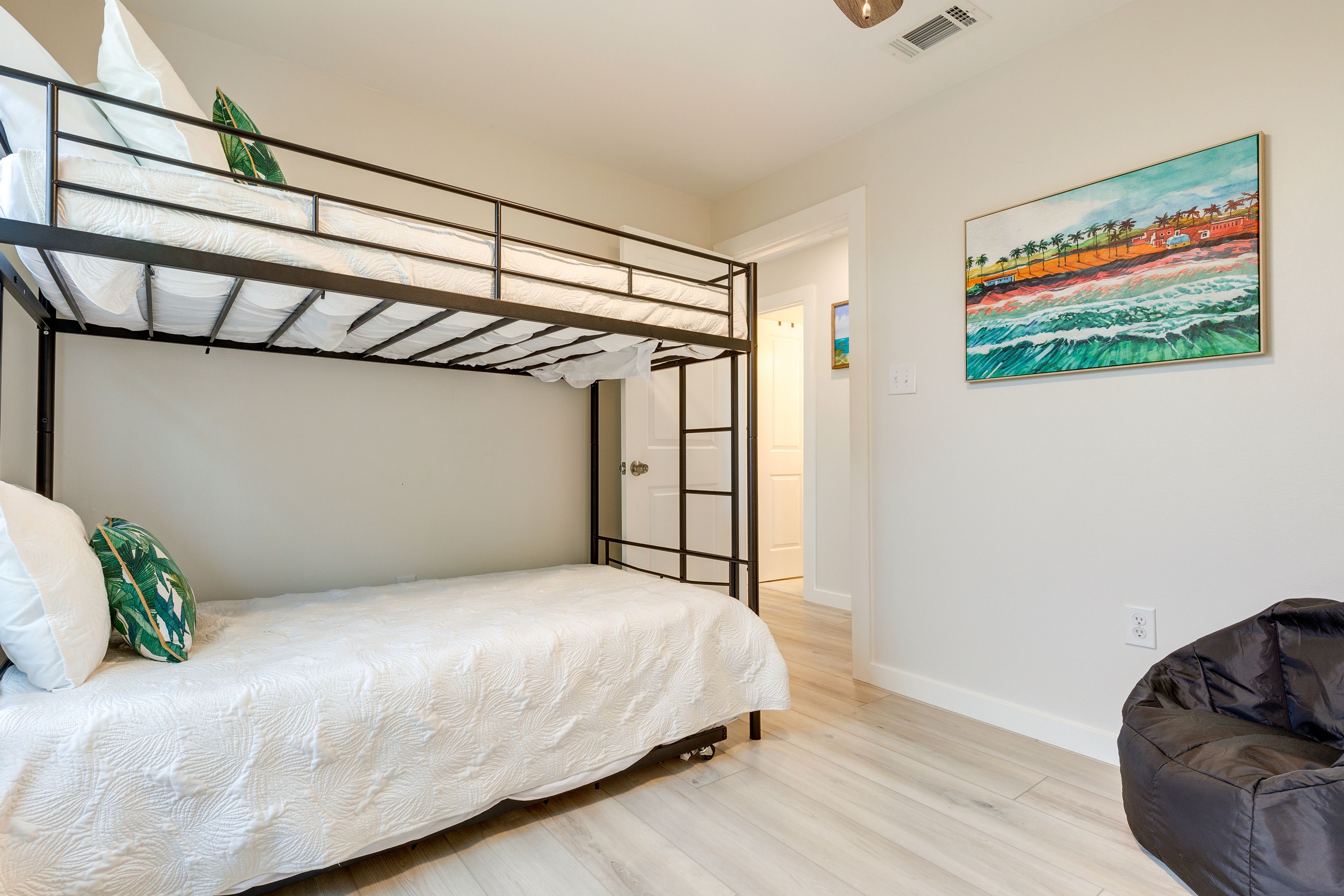 Bedroom 3 | Twin Bunk Bed w/ Twin Trundle Bed | Workspace