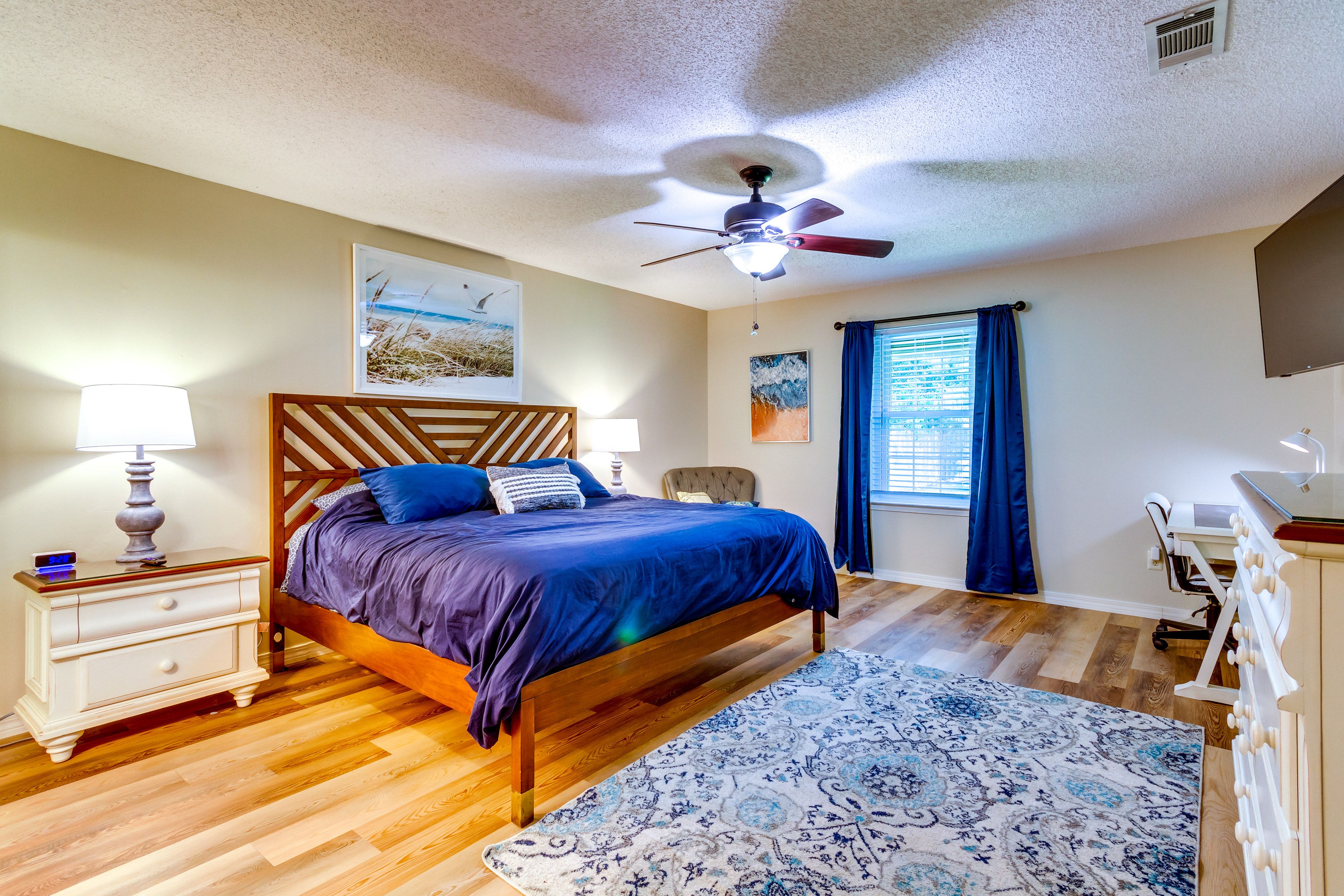 Bedroom 1 | California King Bed | Linens Provided | Smart TV