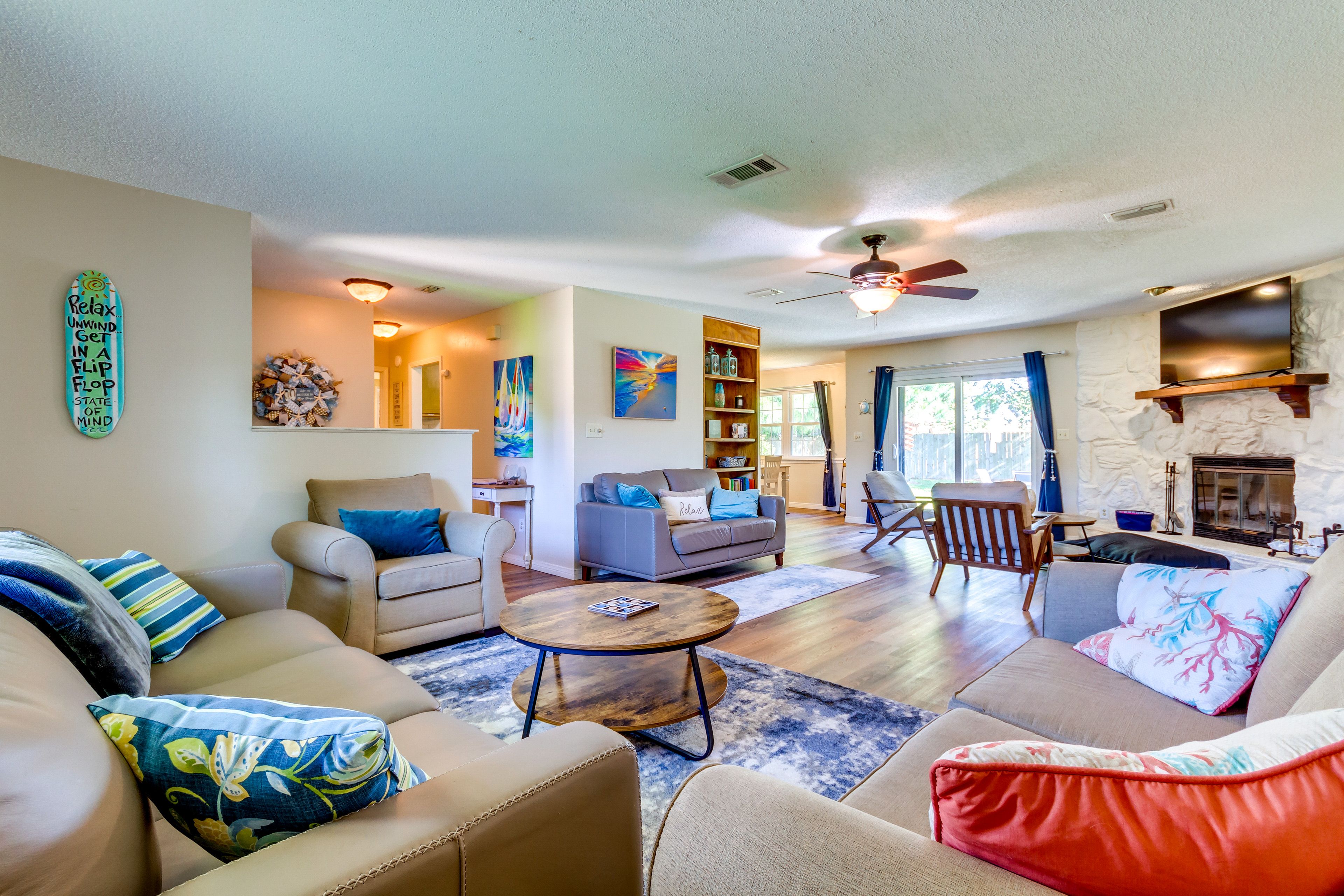 Gulf Breeze Vacation Rental | 3BR | 2BA | Stairs Required | 1,716 Sq Ft