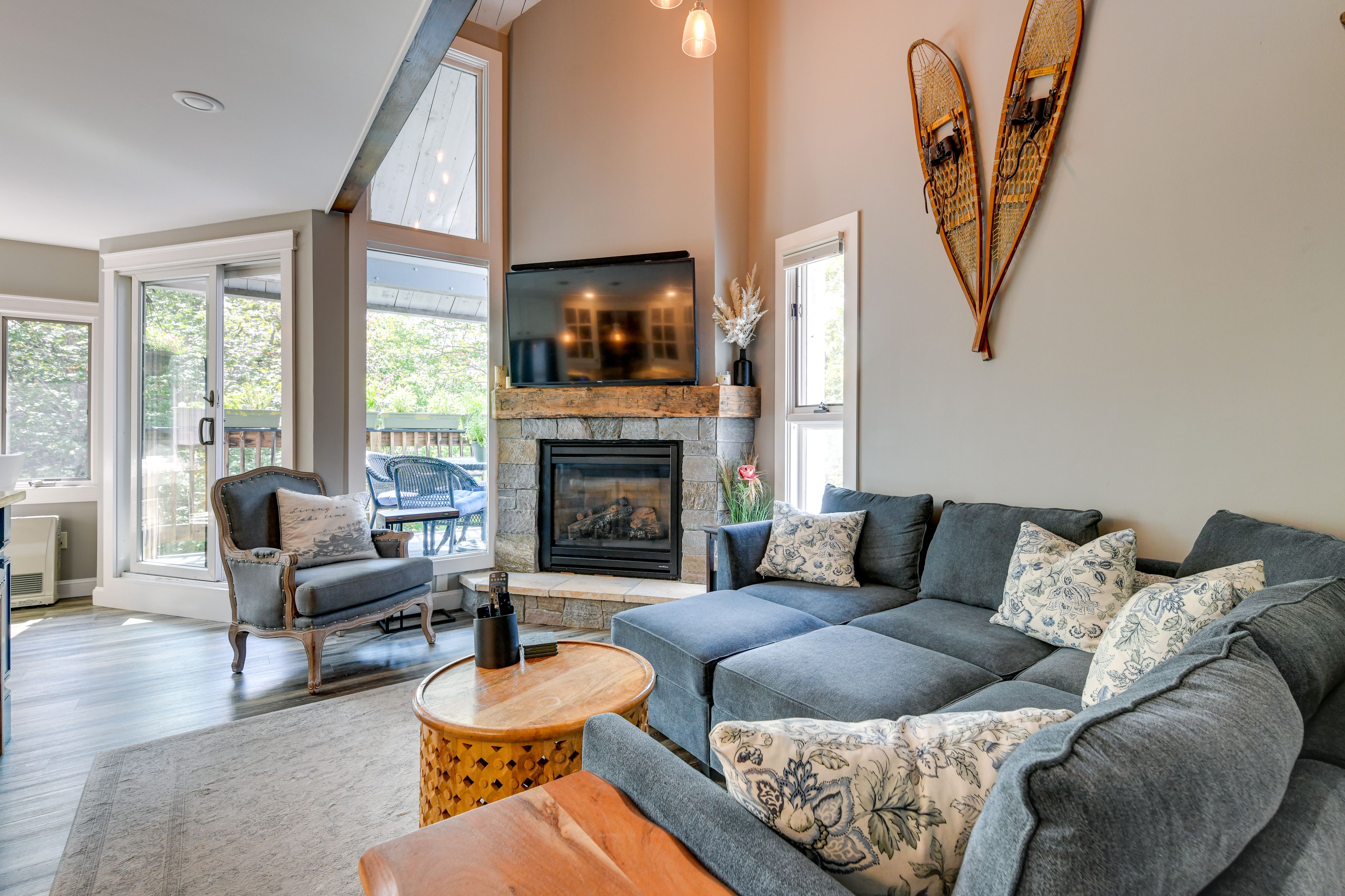 Warren Vacation Rental | 1BR | 2BA | Stairs Required | 750 Sq Ft
