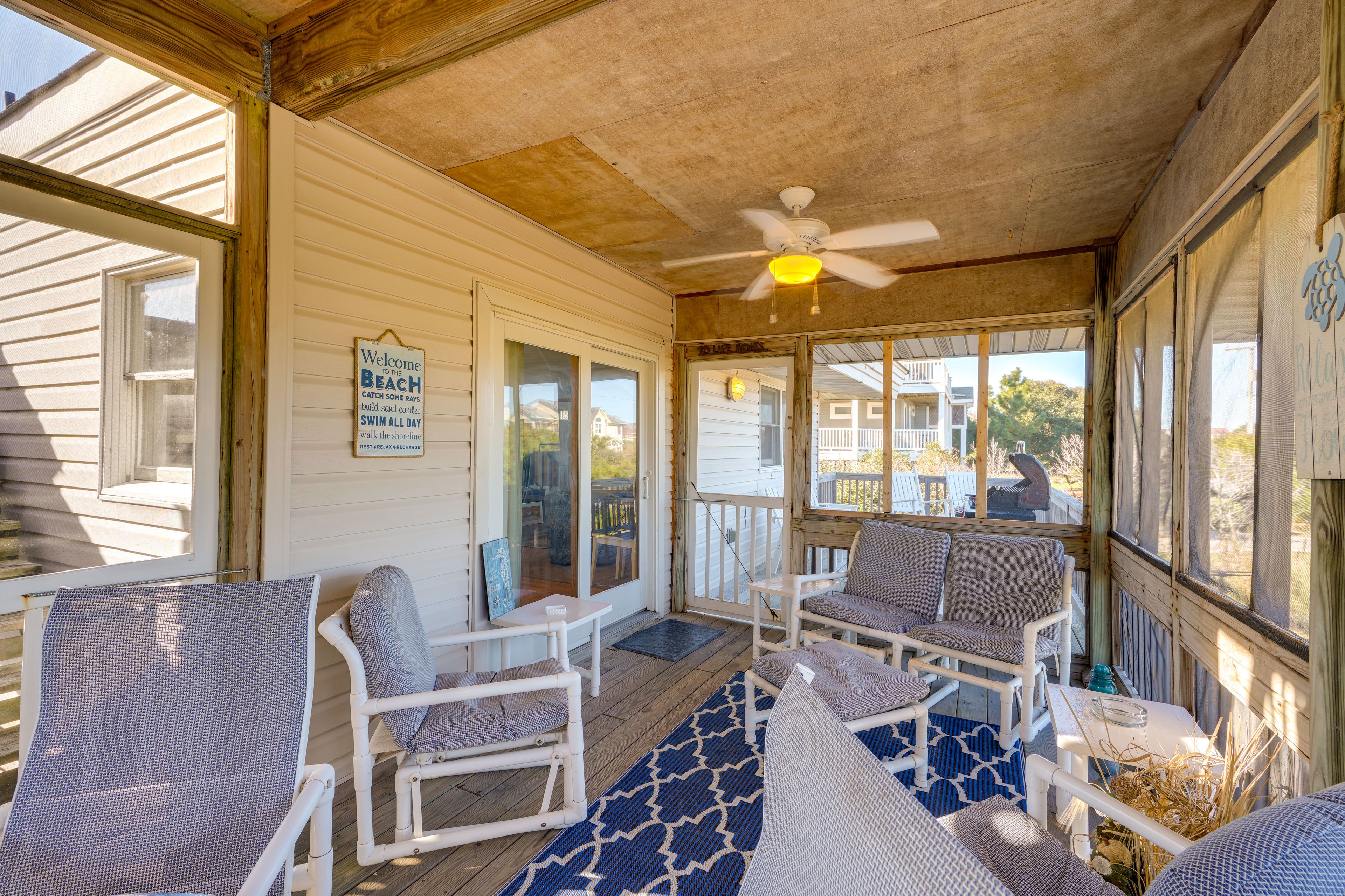 Screened-In Porch