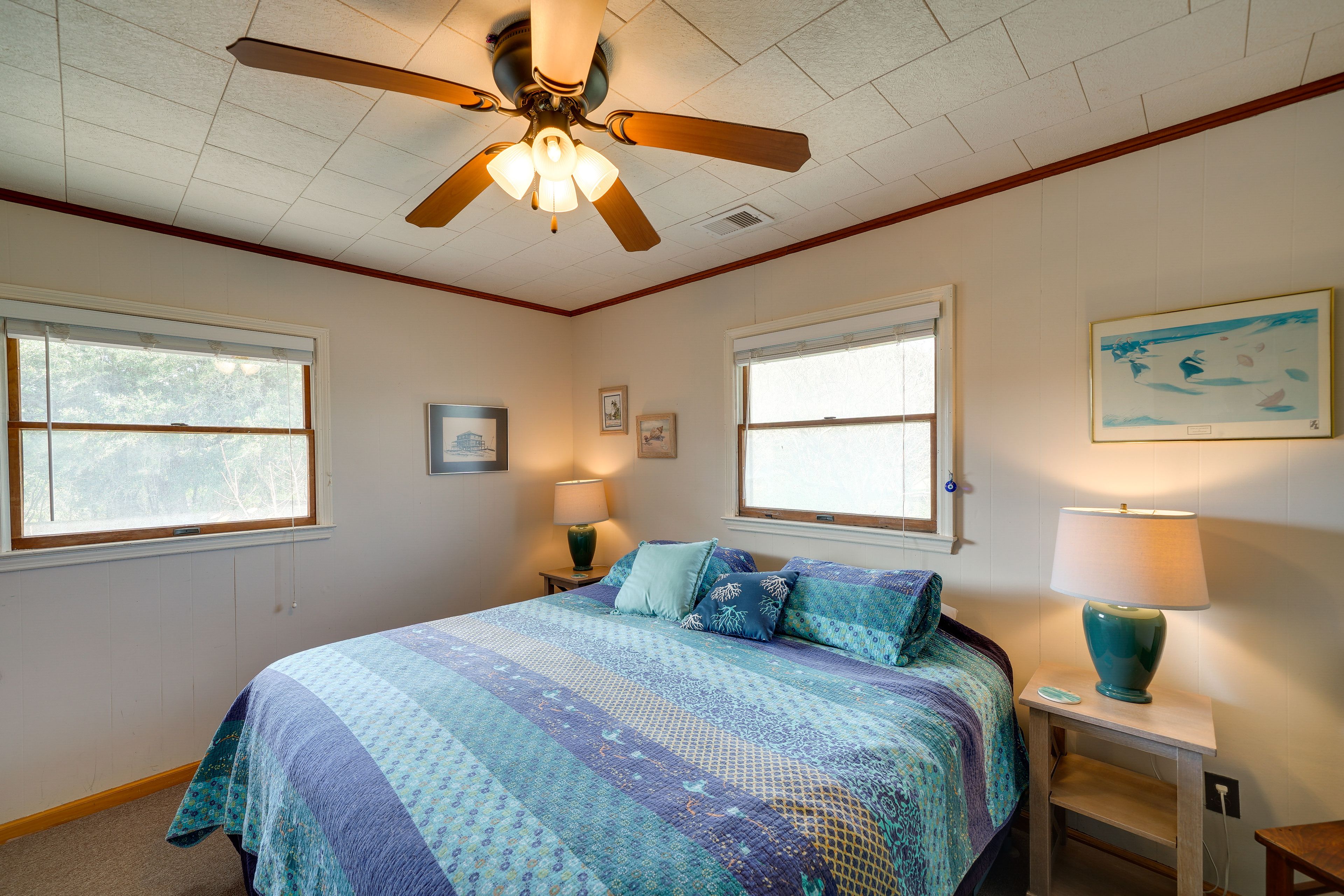 Bedroom 1 | King Bed | Linens Provided