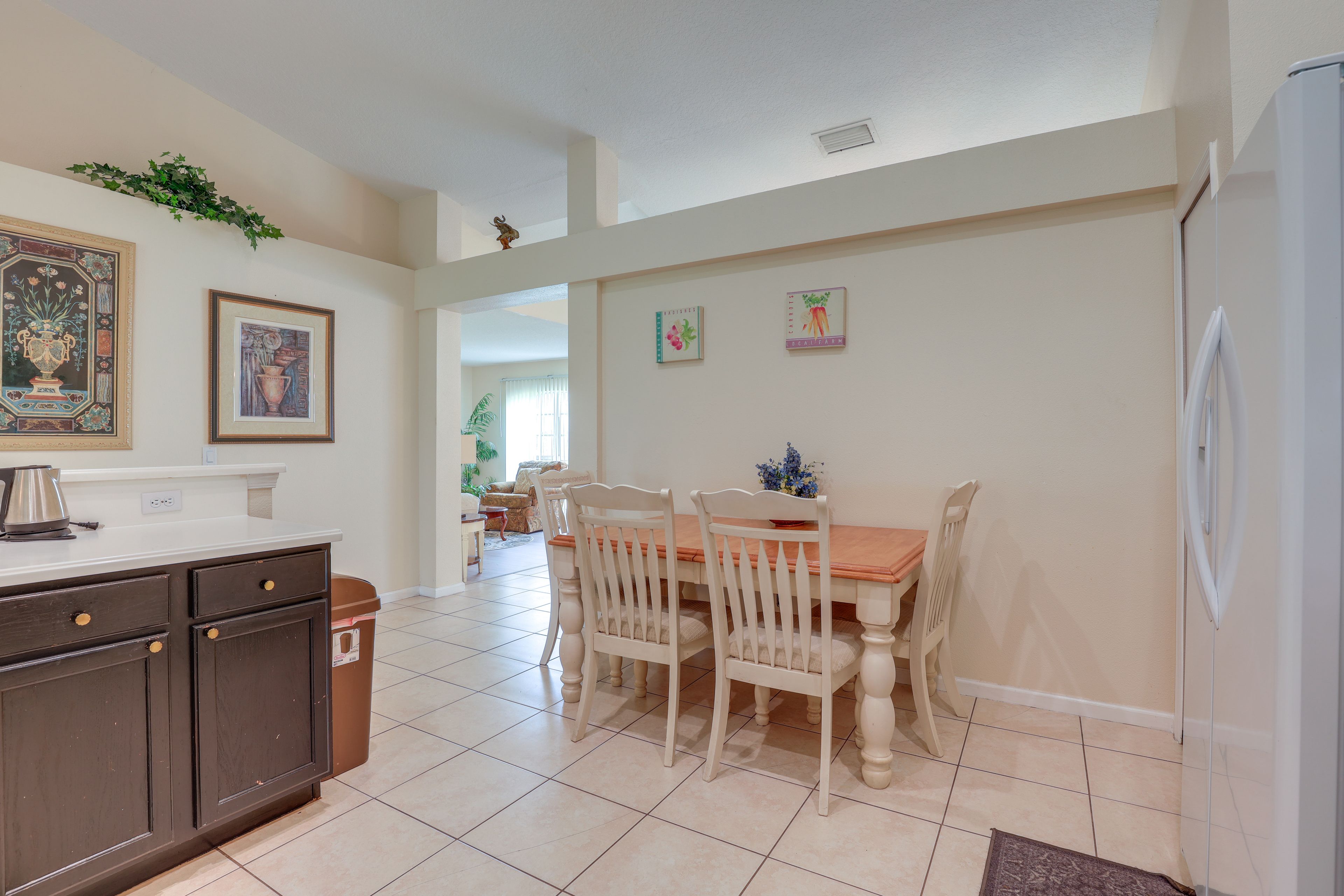 Breakfast Nook