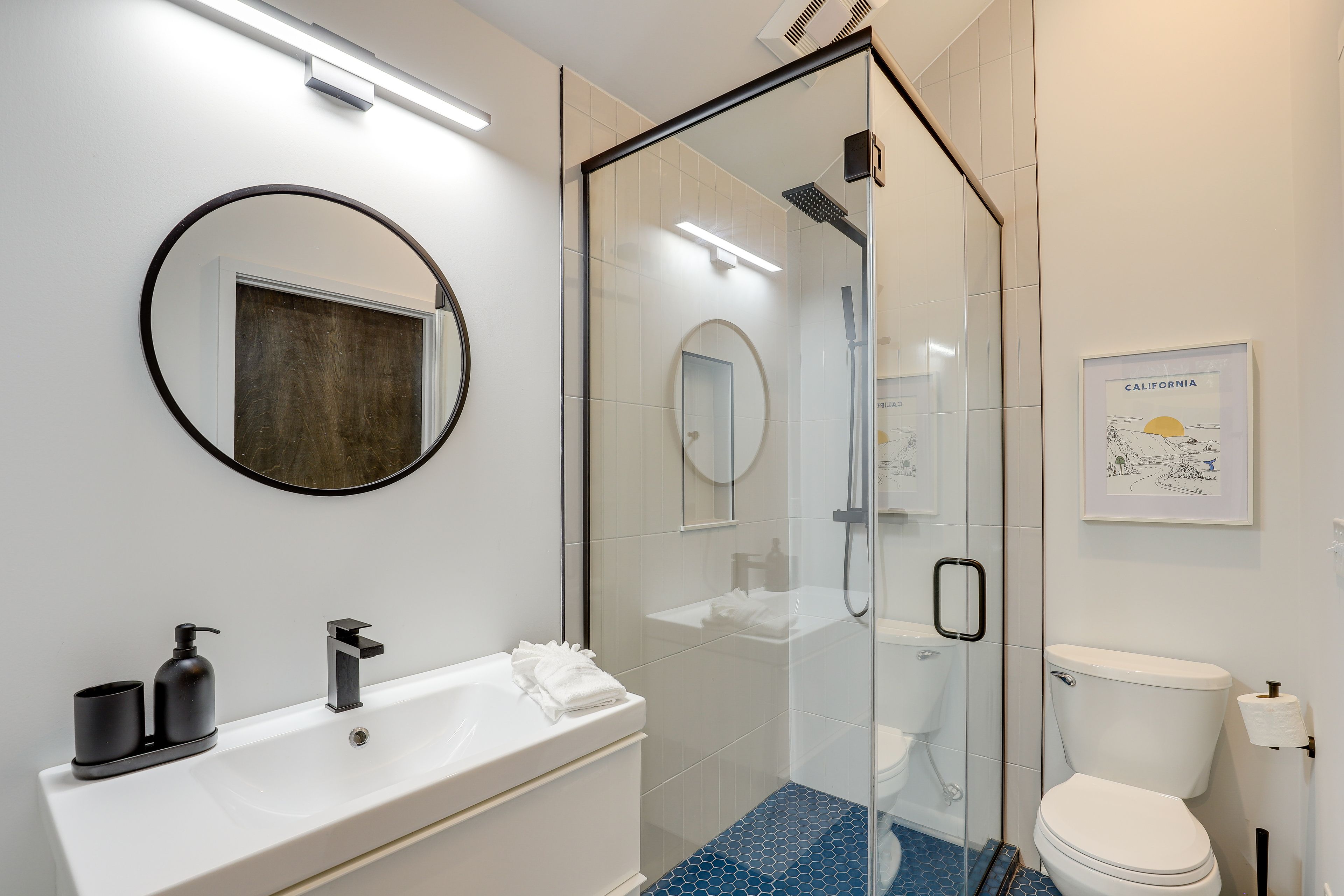 Bathroom | Towels Provided