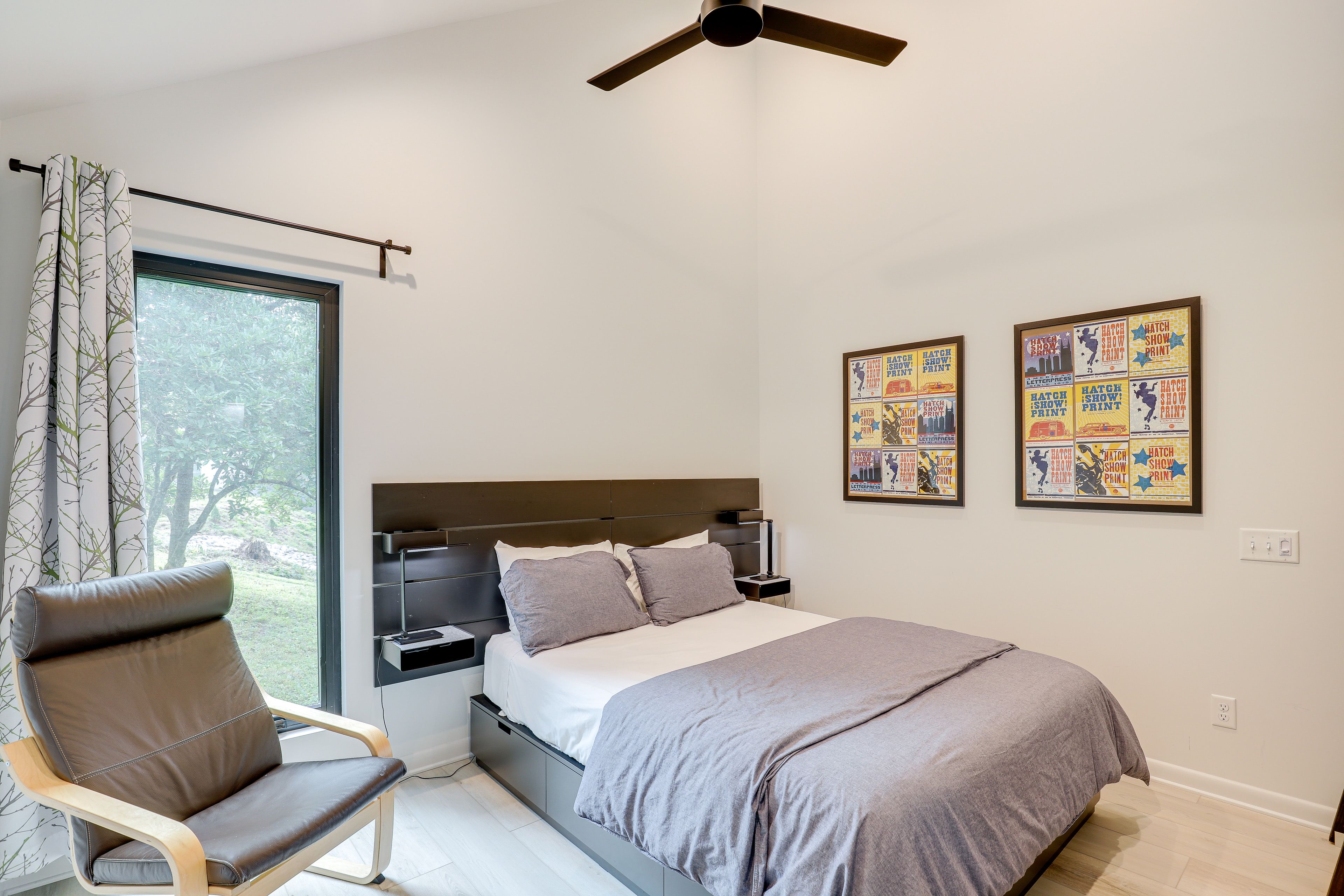 Bedroom 3 | Queen Bed