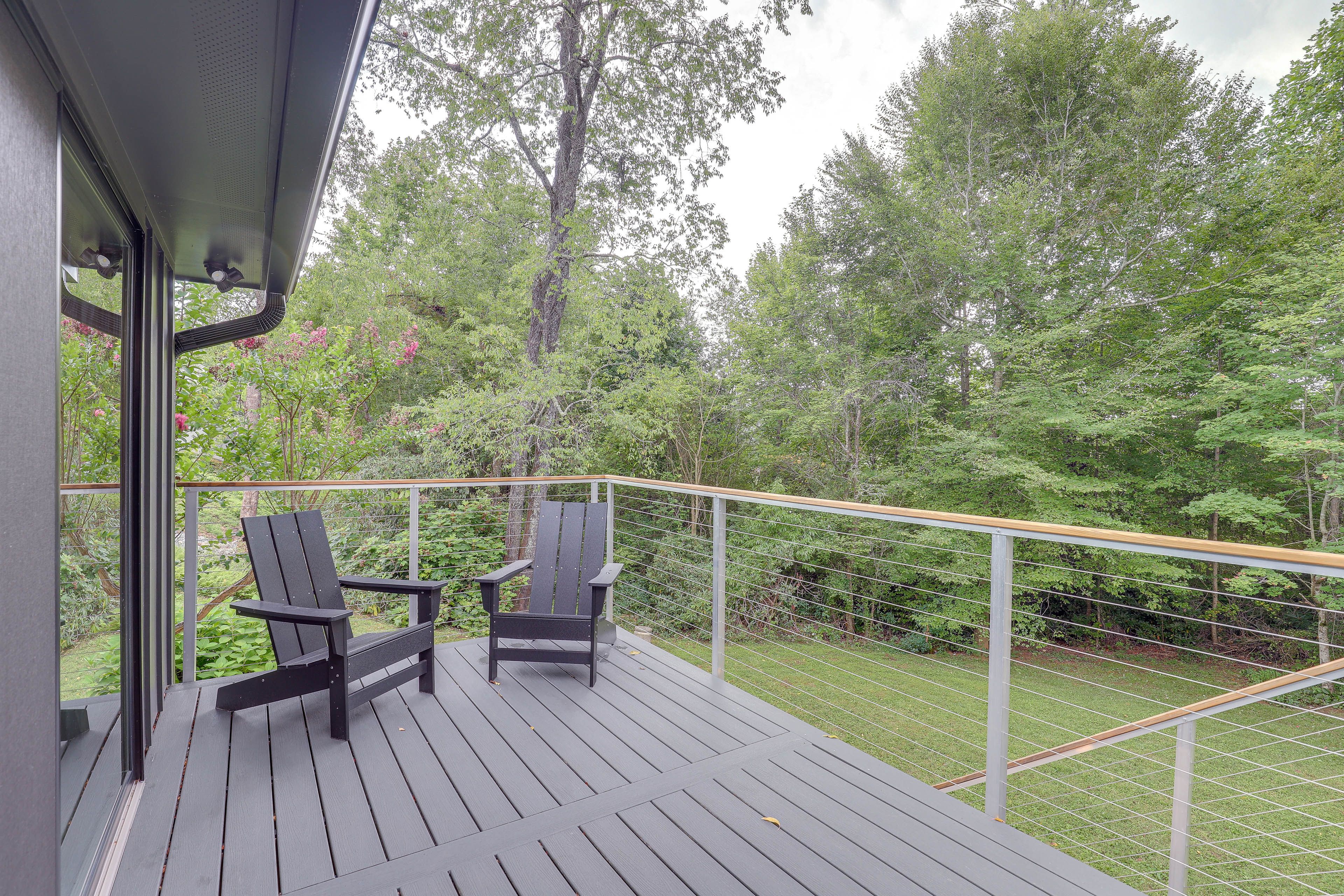 Private Deck | Gas Grill