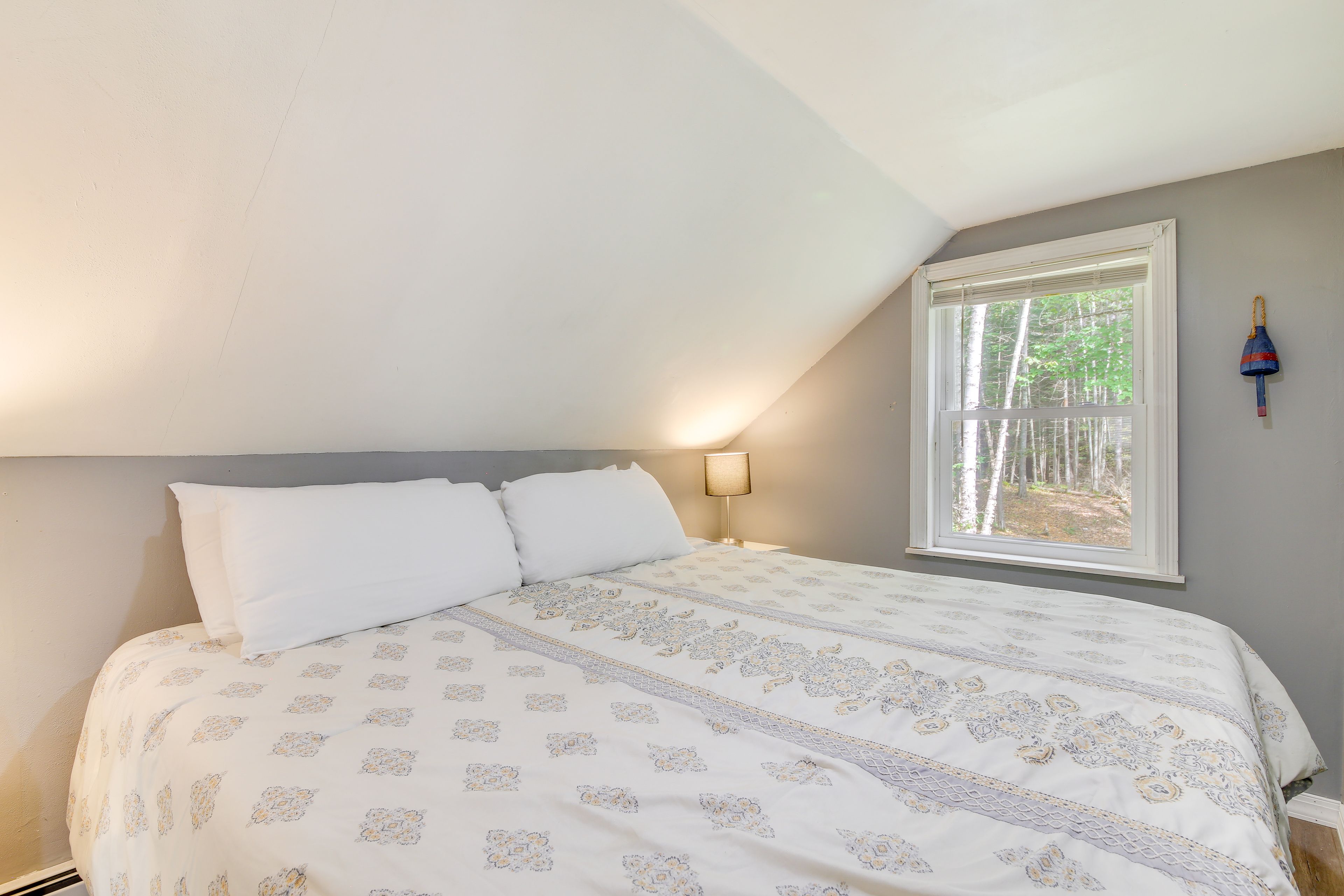 Bedroom 5 (Loft) | King Bed