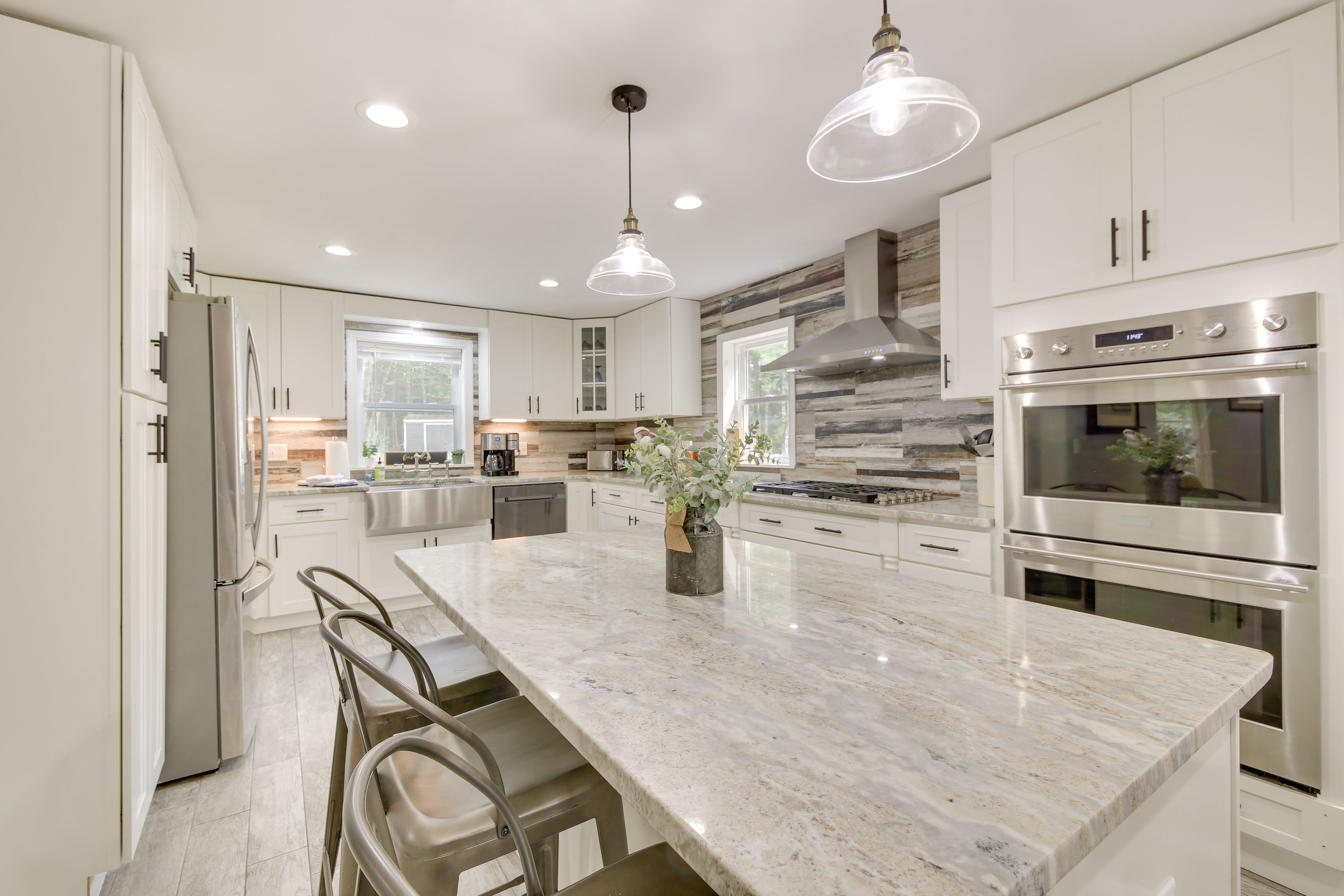 Kitchen | 1st Floor | Spices | Dishware & Flatware | Cooking Basics