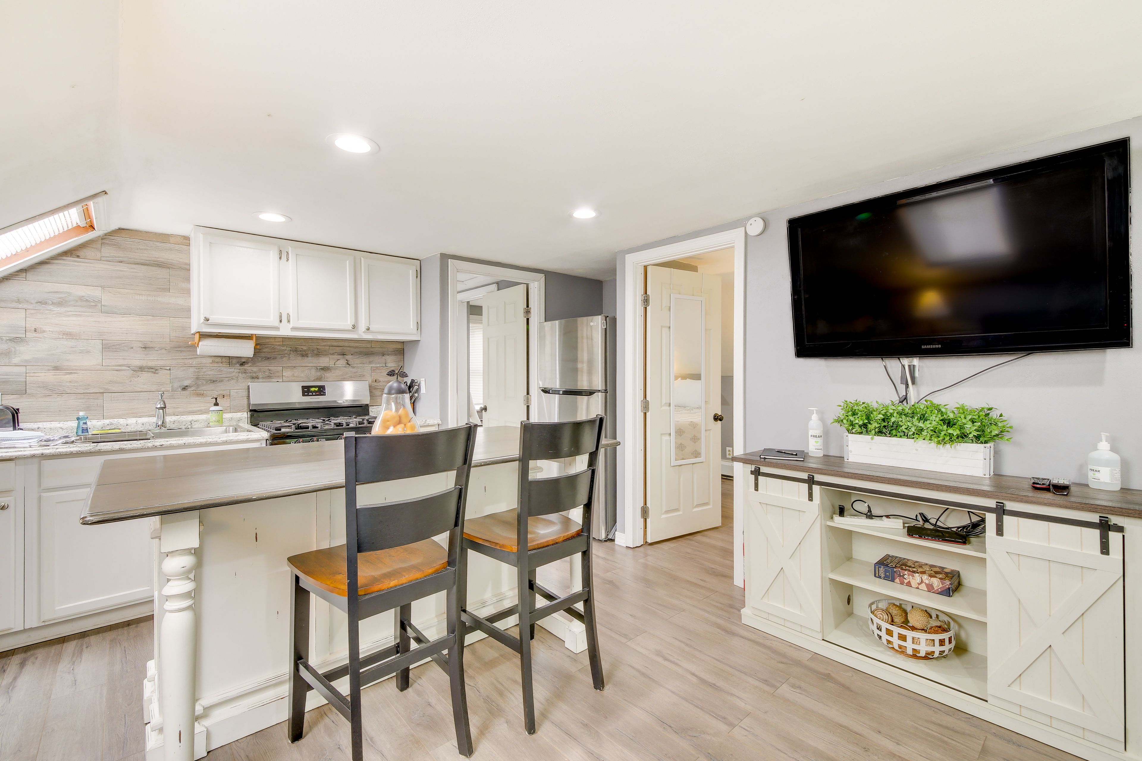Kitchenette