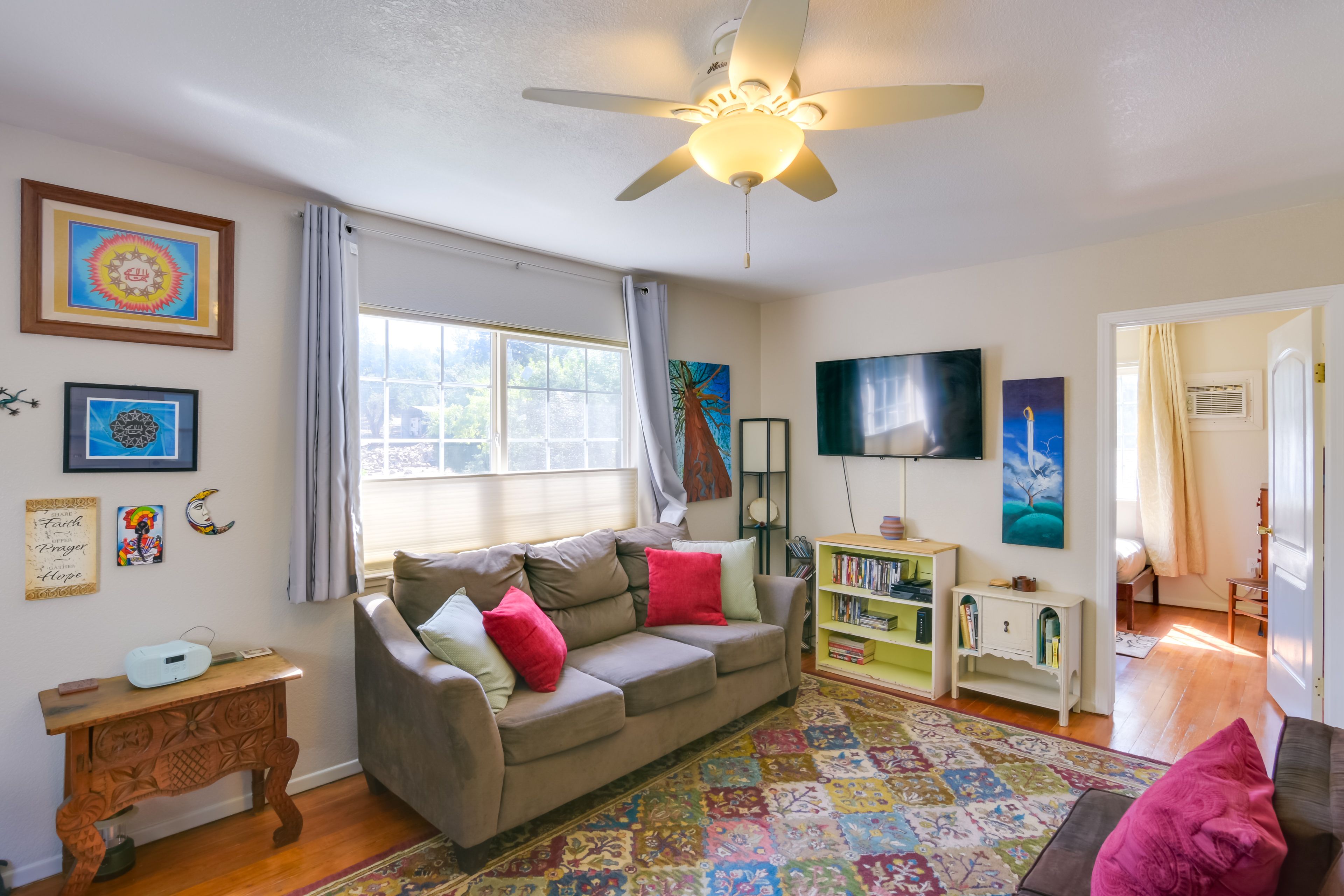 Oroville Vacation Rental | 2BR | 1BA | 671 Sq Ft | Stairs Required