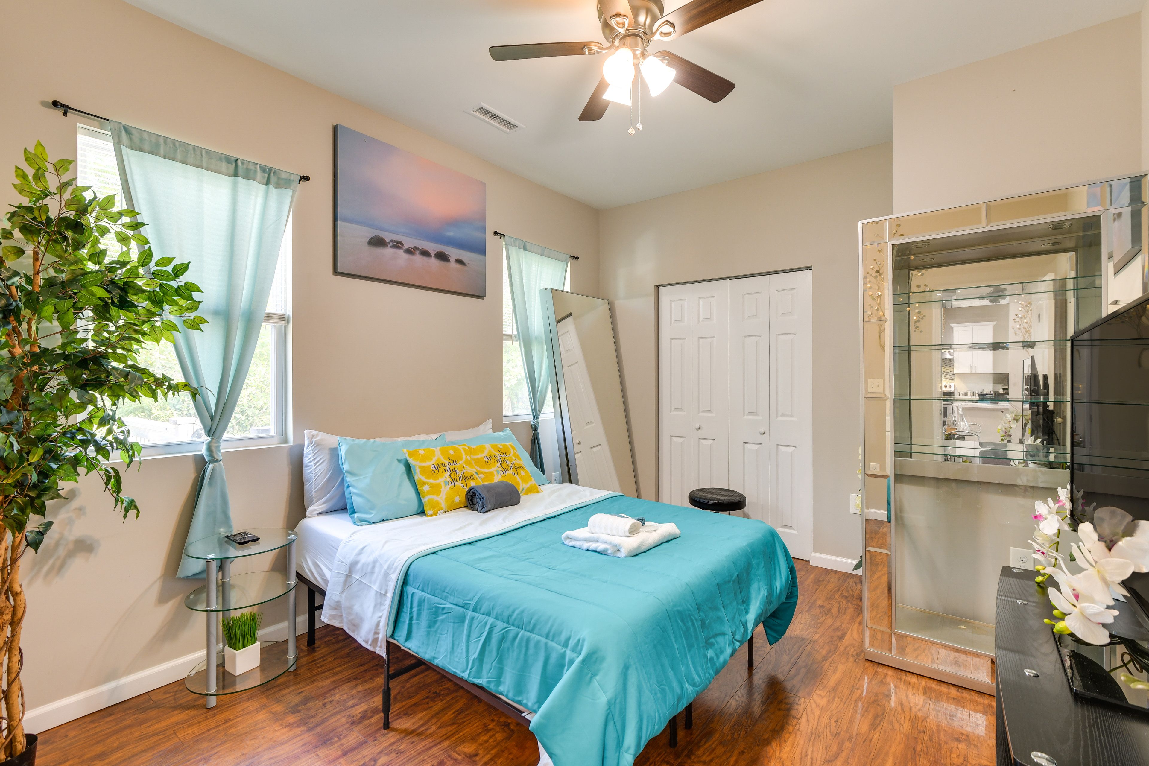 Bedroom Suite 2 | Full Bed w/ Twin Trundle