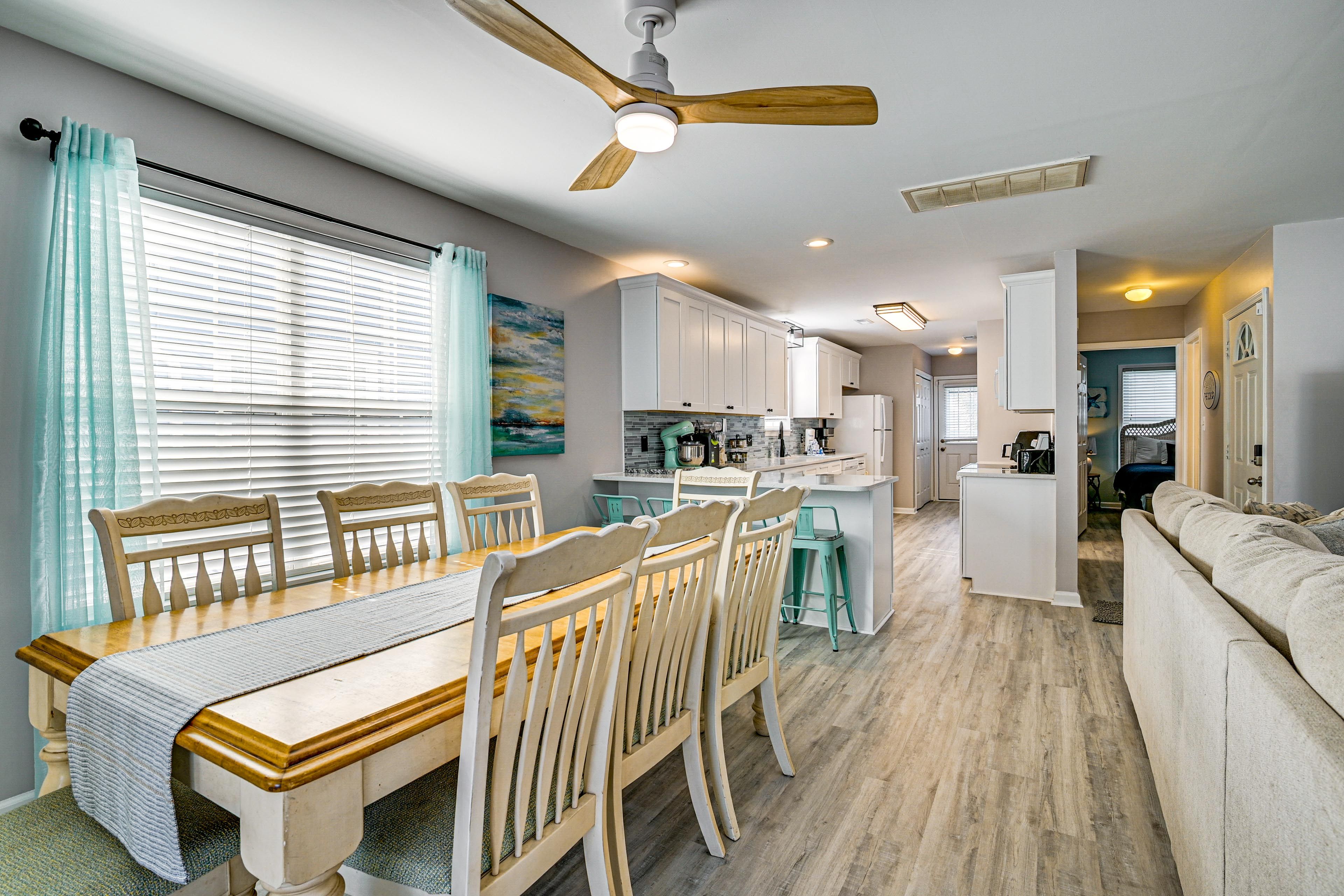 Dining Area | 1st Floor