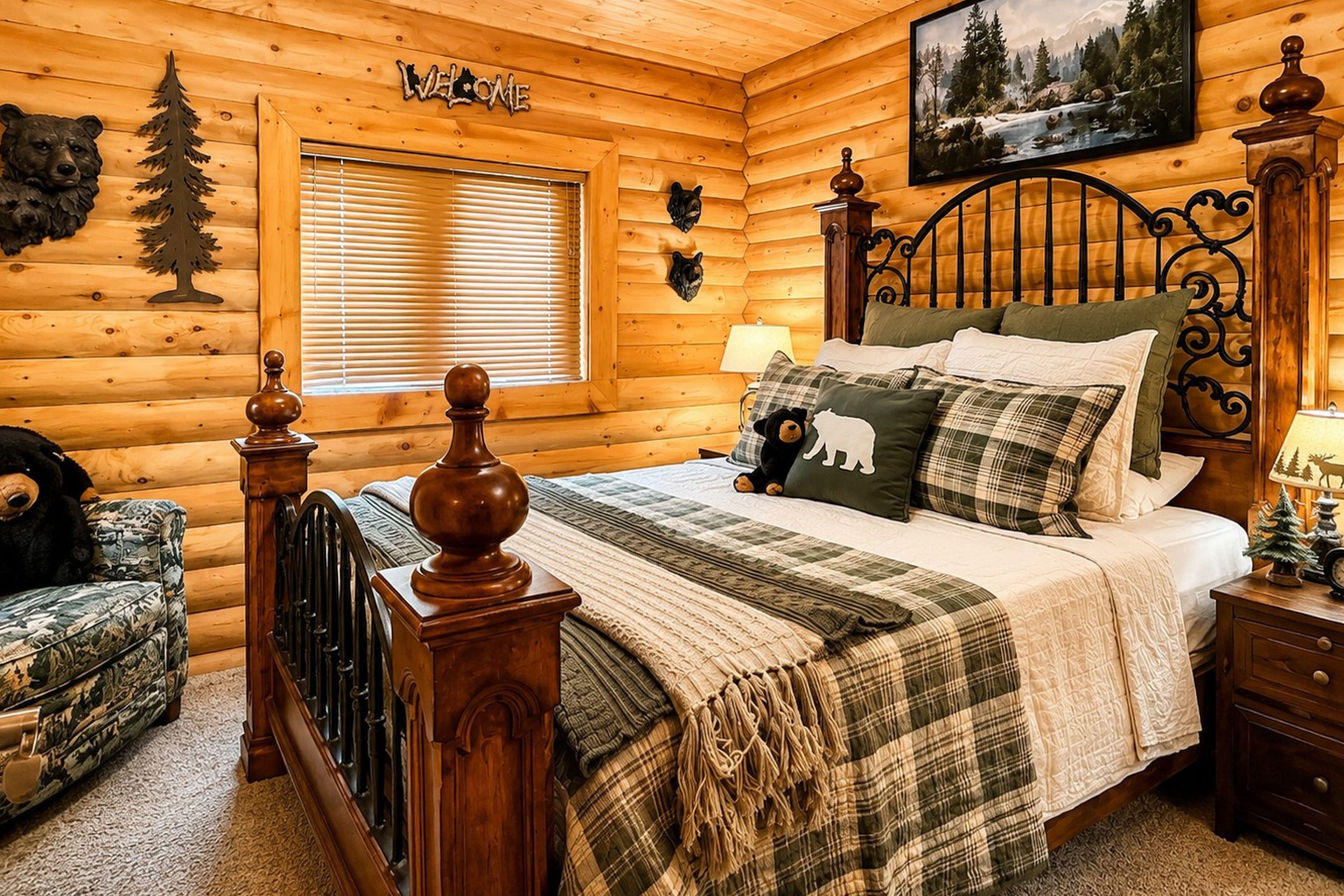 Bedroom 2 | Queen Bed