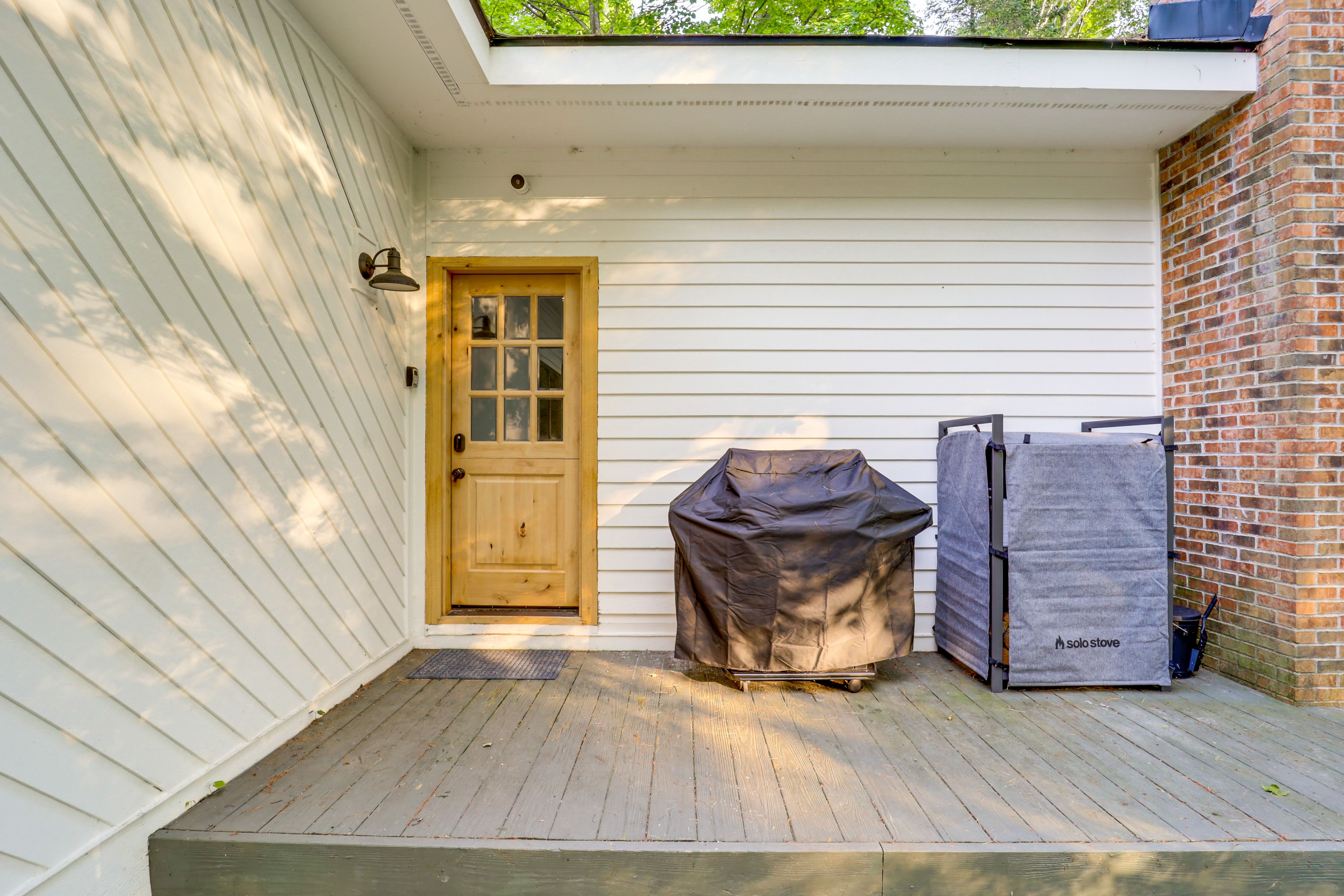 Front Entrance | Gas Grill