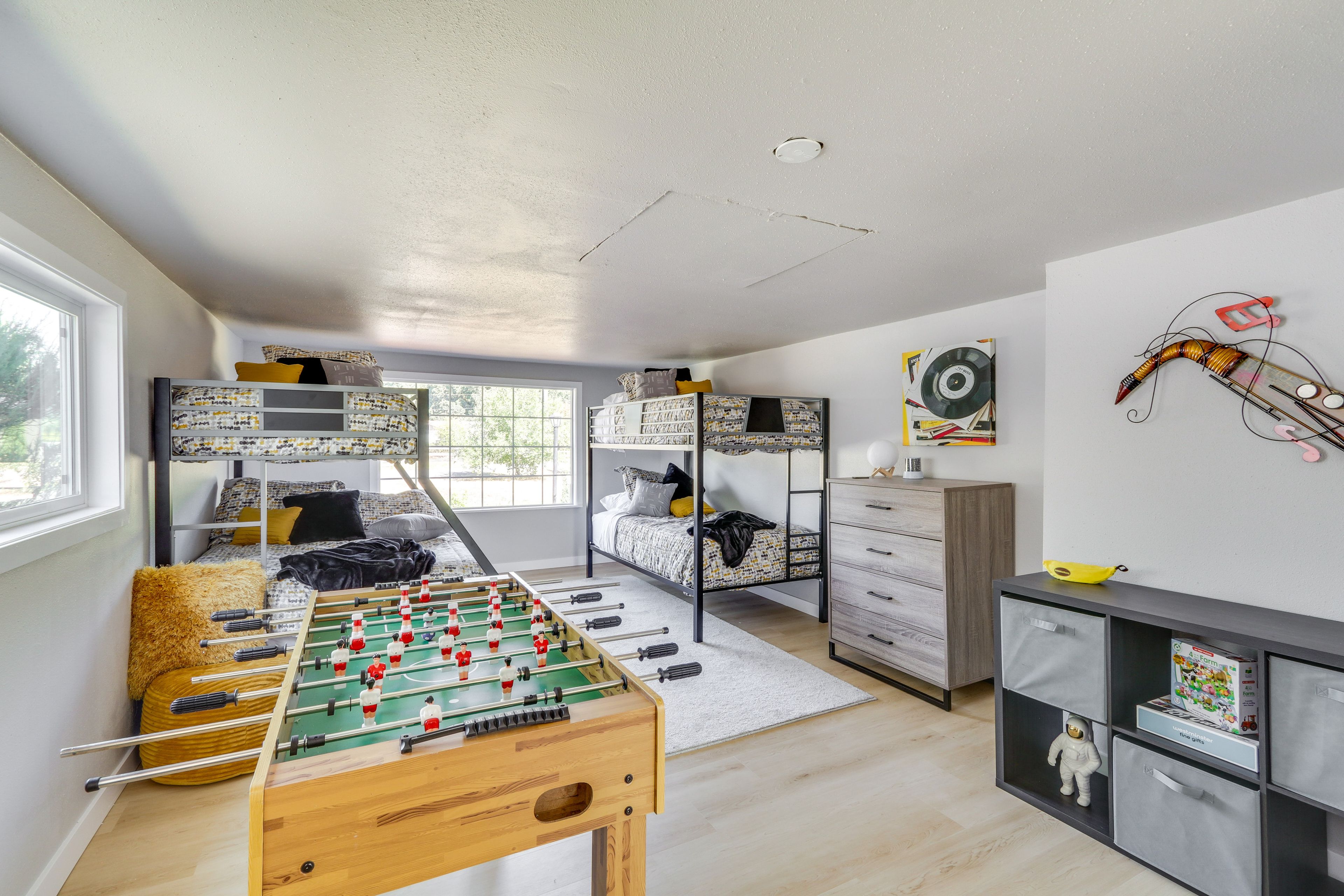 Interior | Single-Story Home | Electric Heating