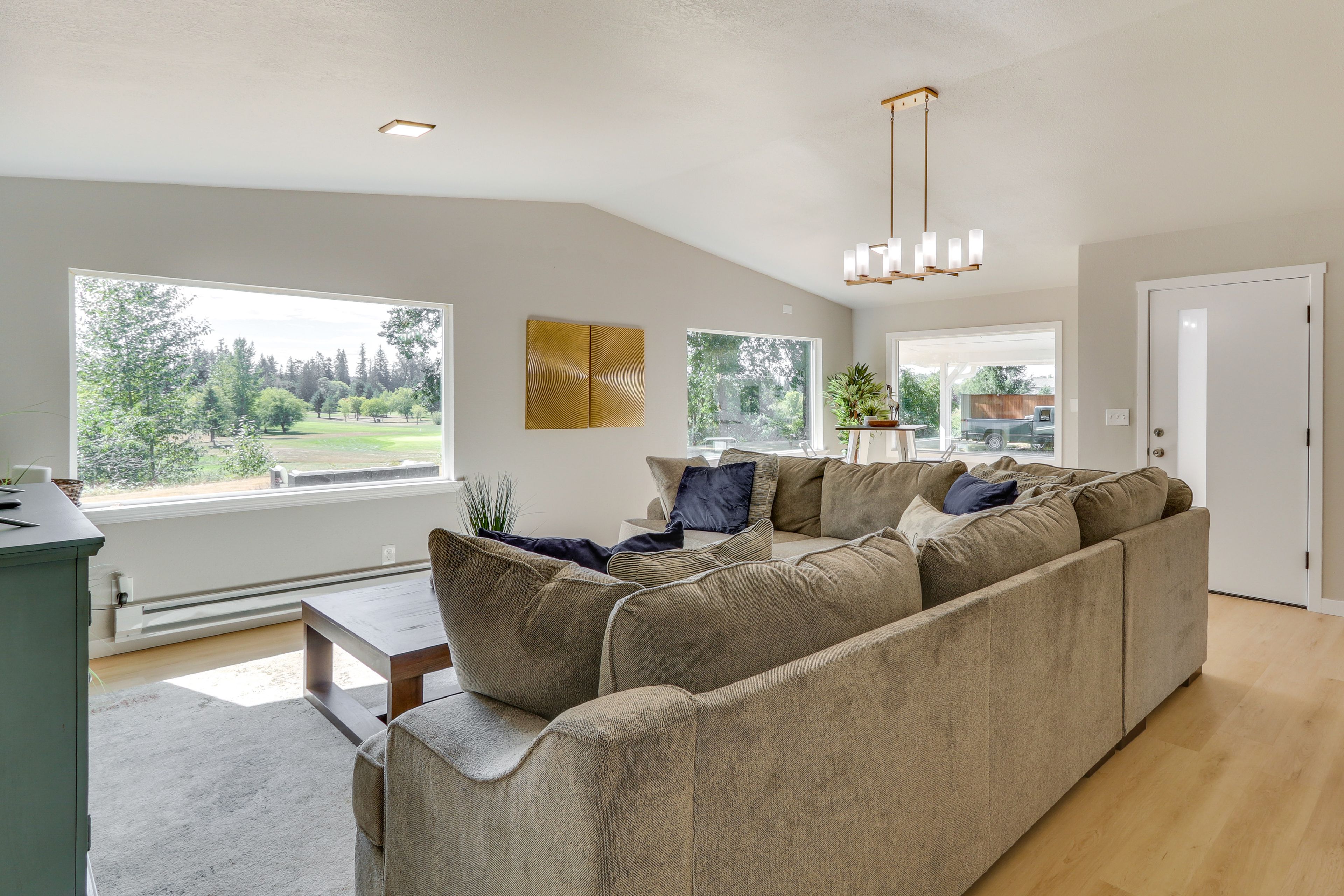 Living Room | Queen Sleeper Sofa | Smart TV