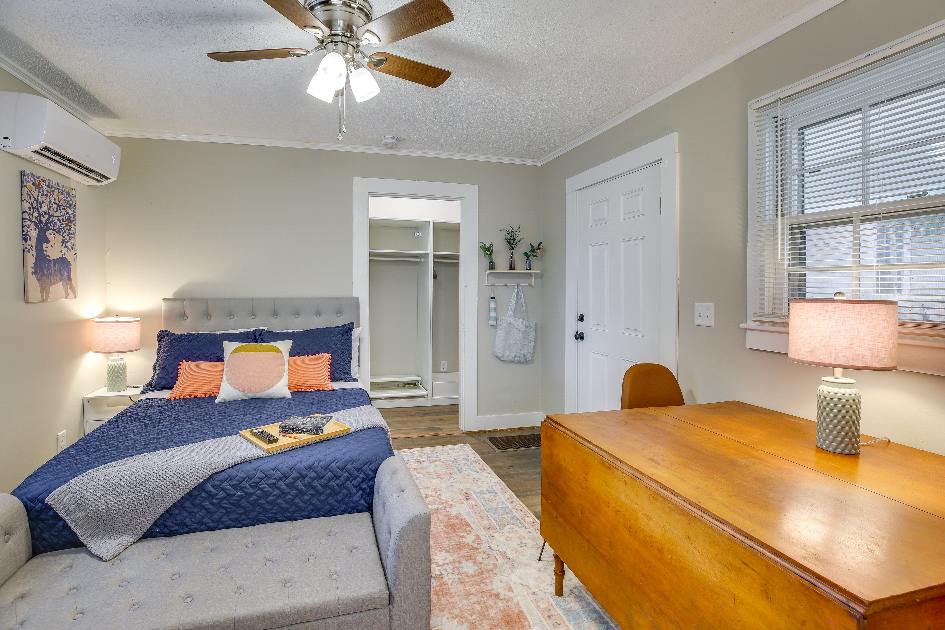 Wilmington Vacation Rental | Studio | 1BA | 381 Sq Ft | Stairs Required