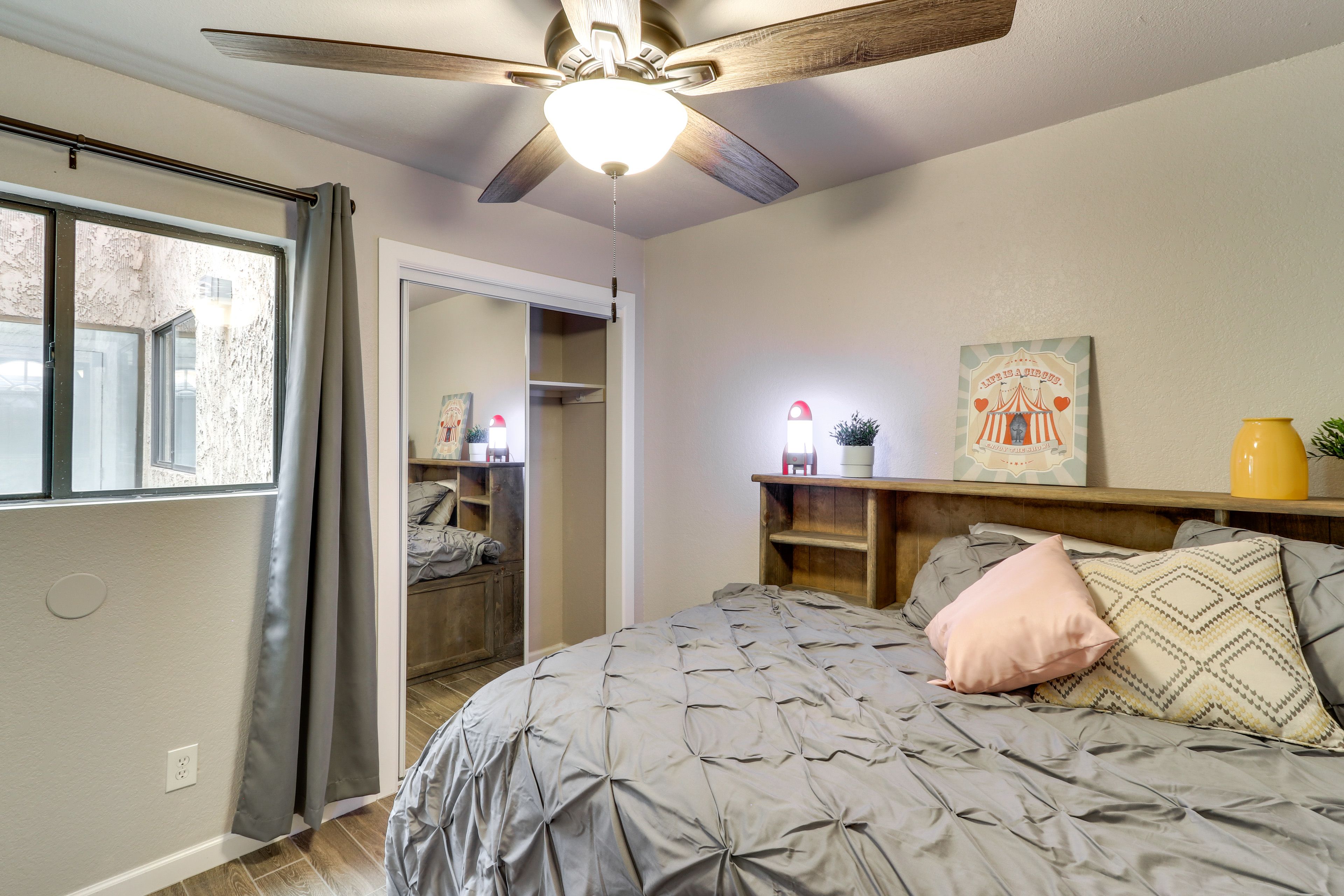 Bedroom 2 | Queen Bed