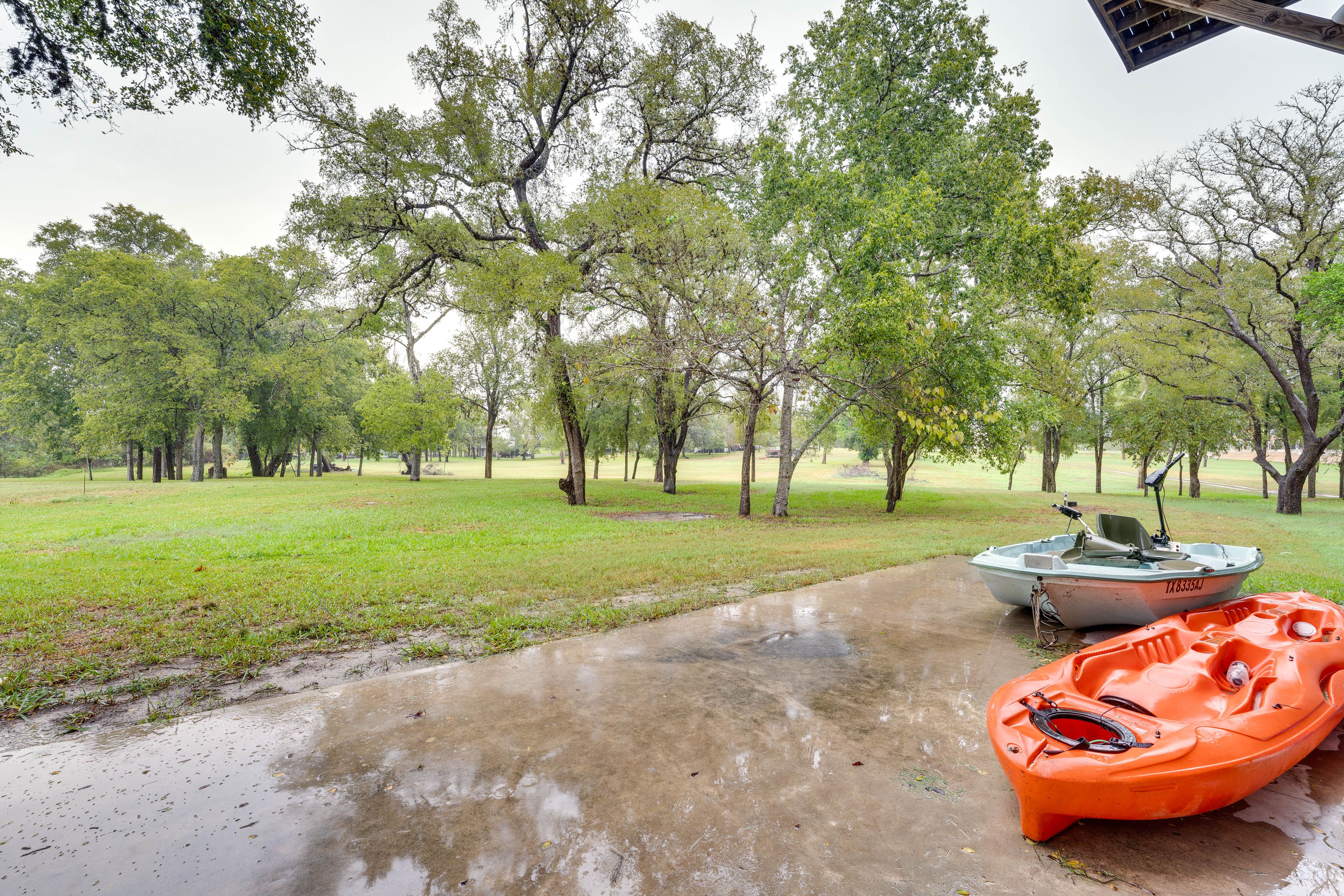 Complimentary Tandem Kayak & Life Vests