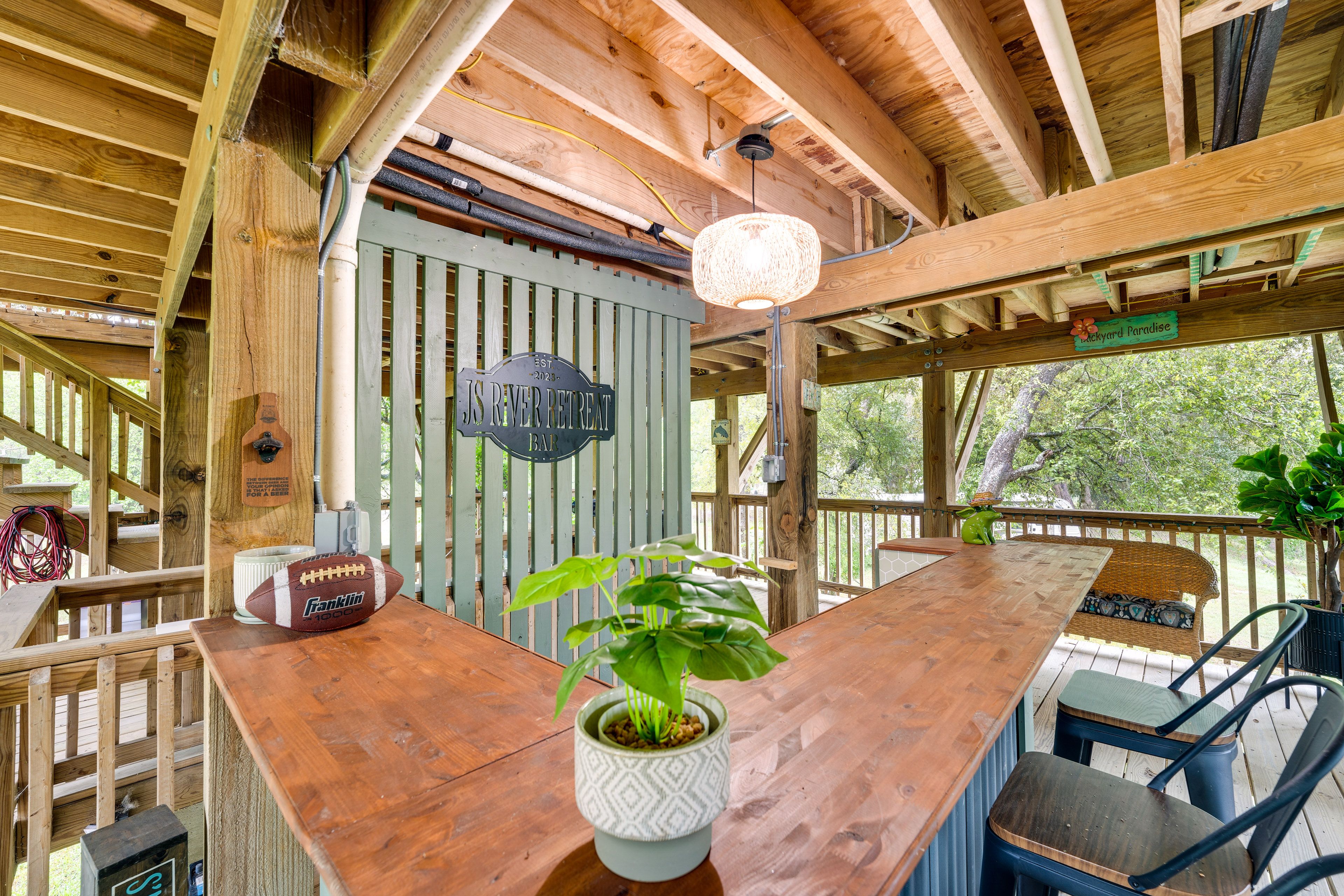 Wet Bar