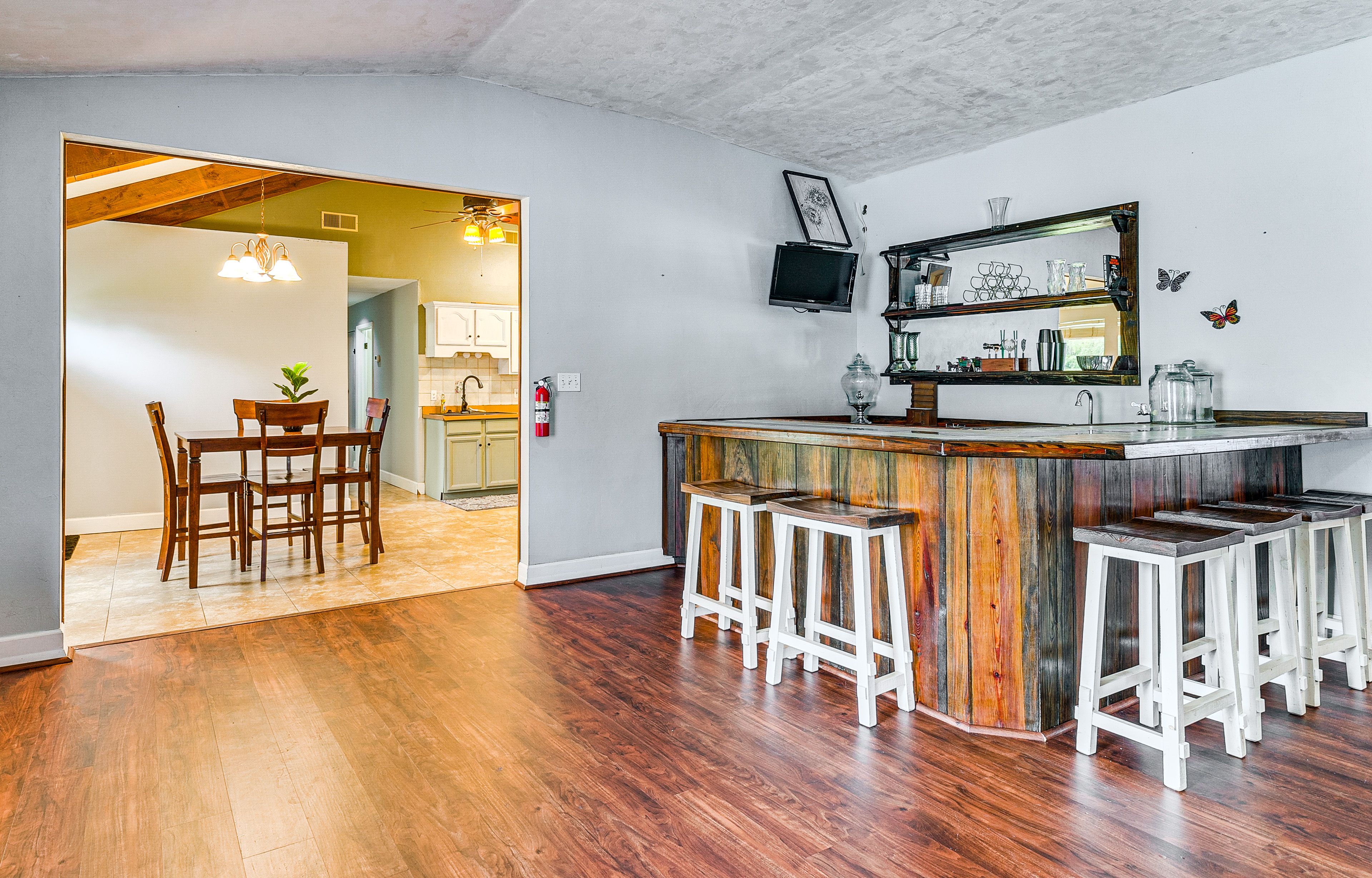 Wet Bar