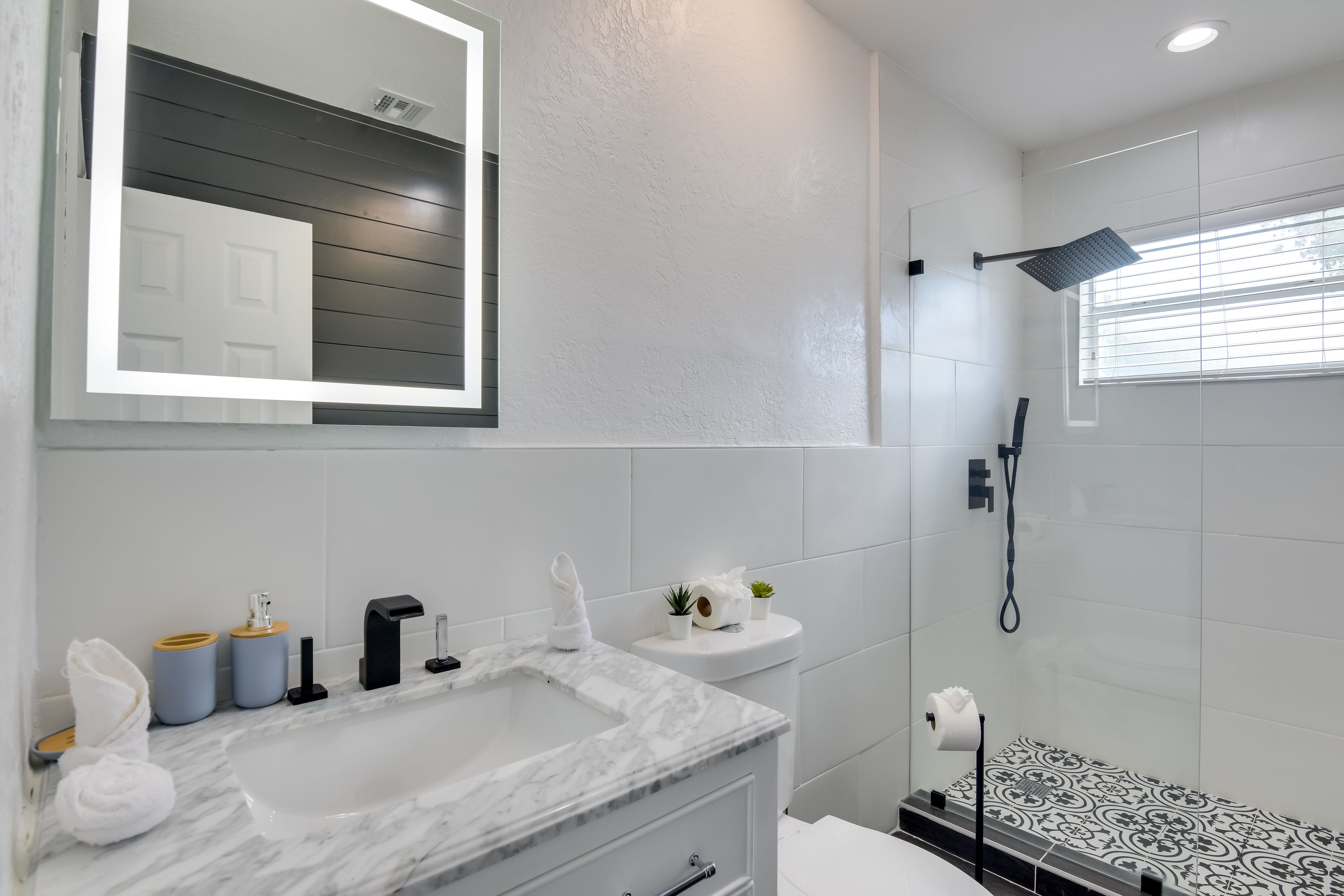 Bathroom | Rain Shower