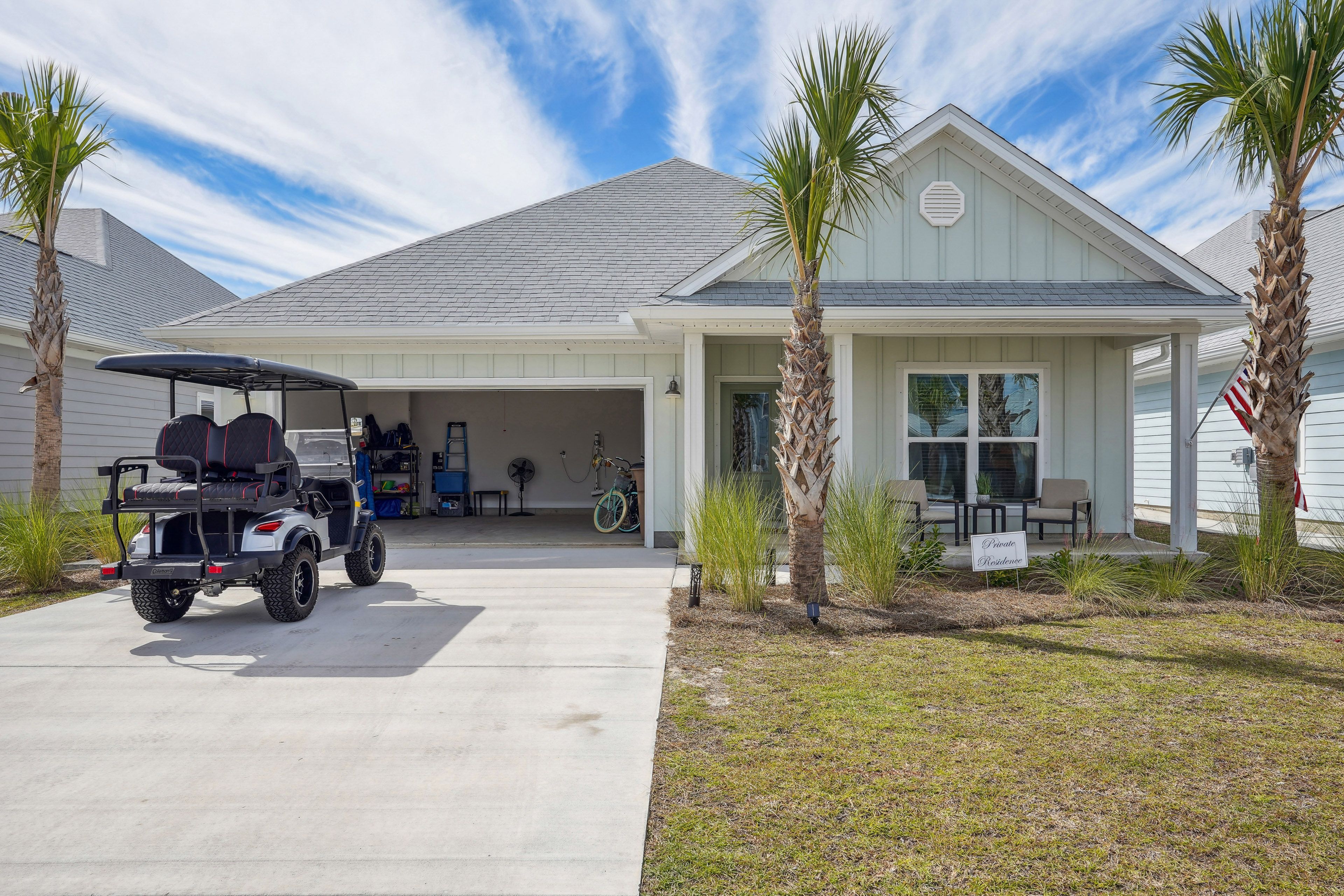 Parking | Garage (2 Vehicles) | Driveway (4 Vehicles)