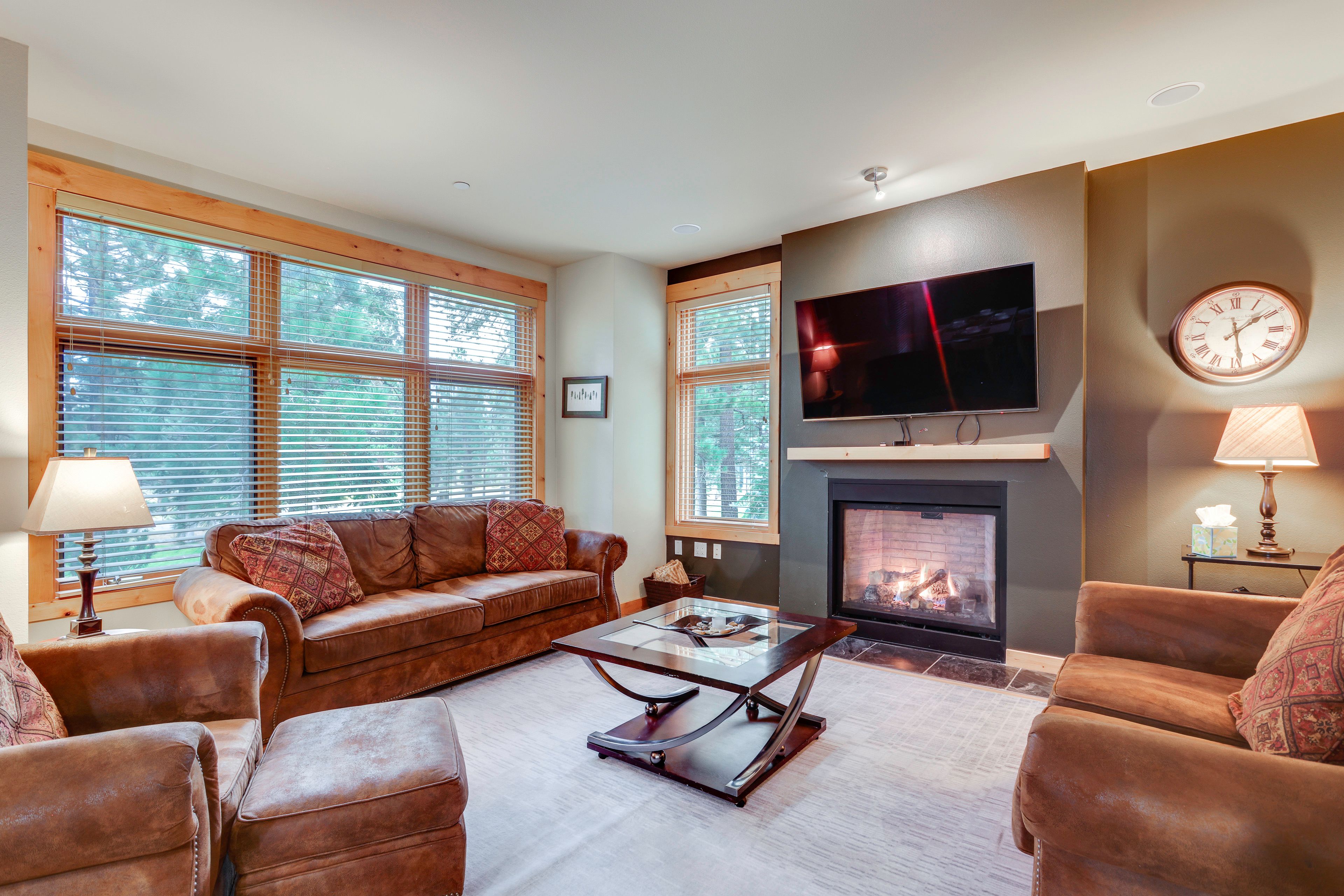 Mammoth Lakes Vacation Rental | 2BR | 2BA | 1,145 Sq Ft