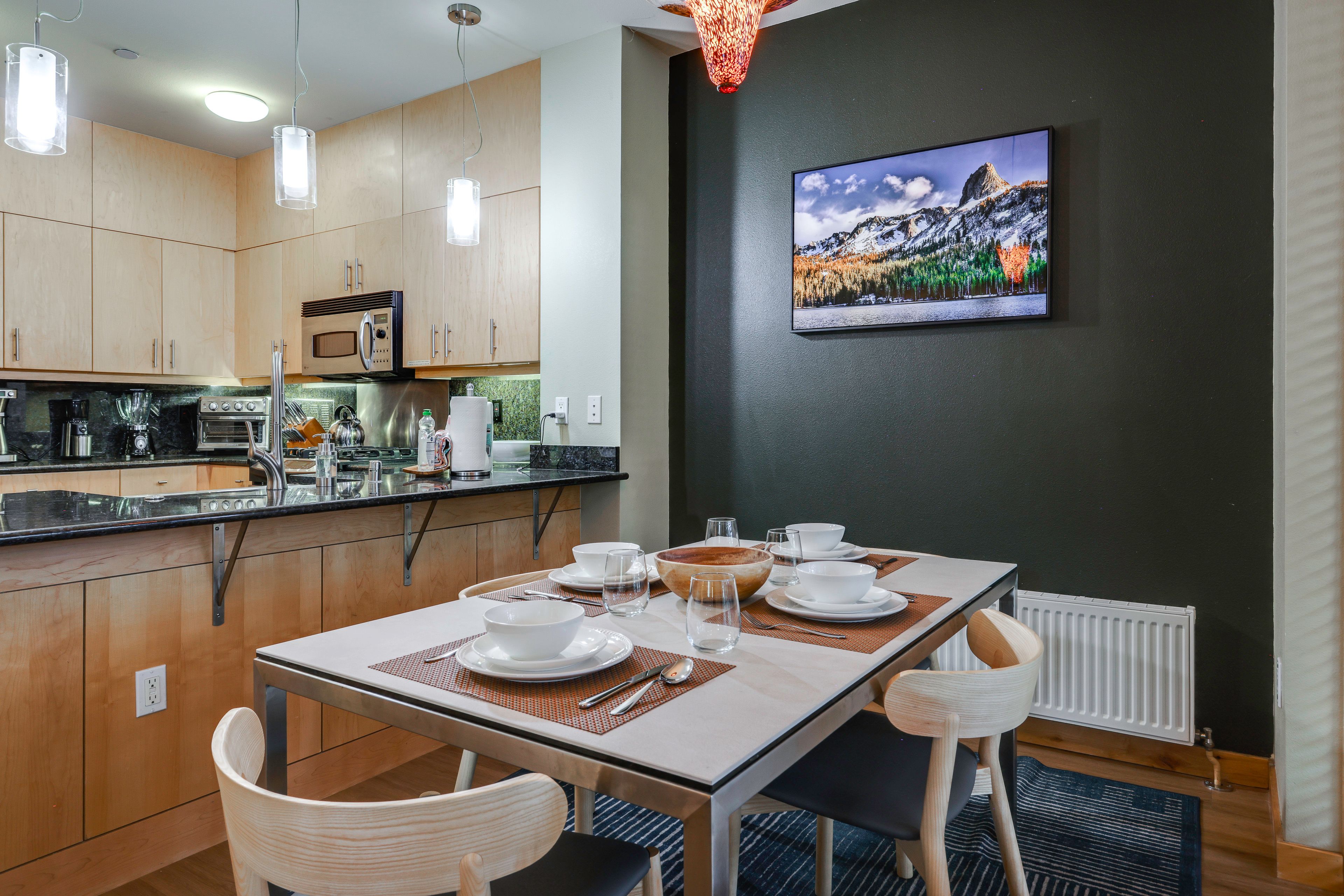 Kitchen | Dining