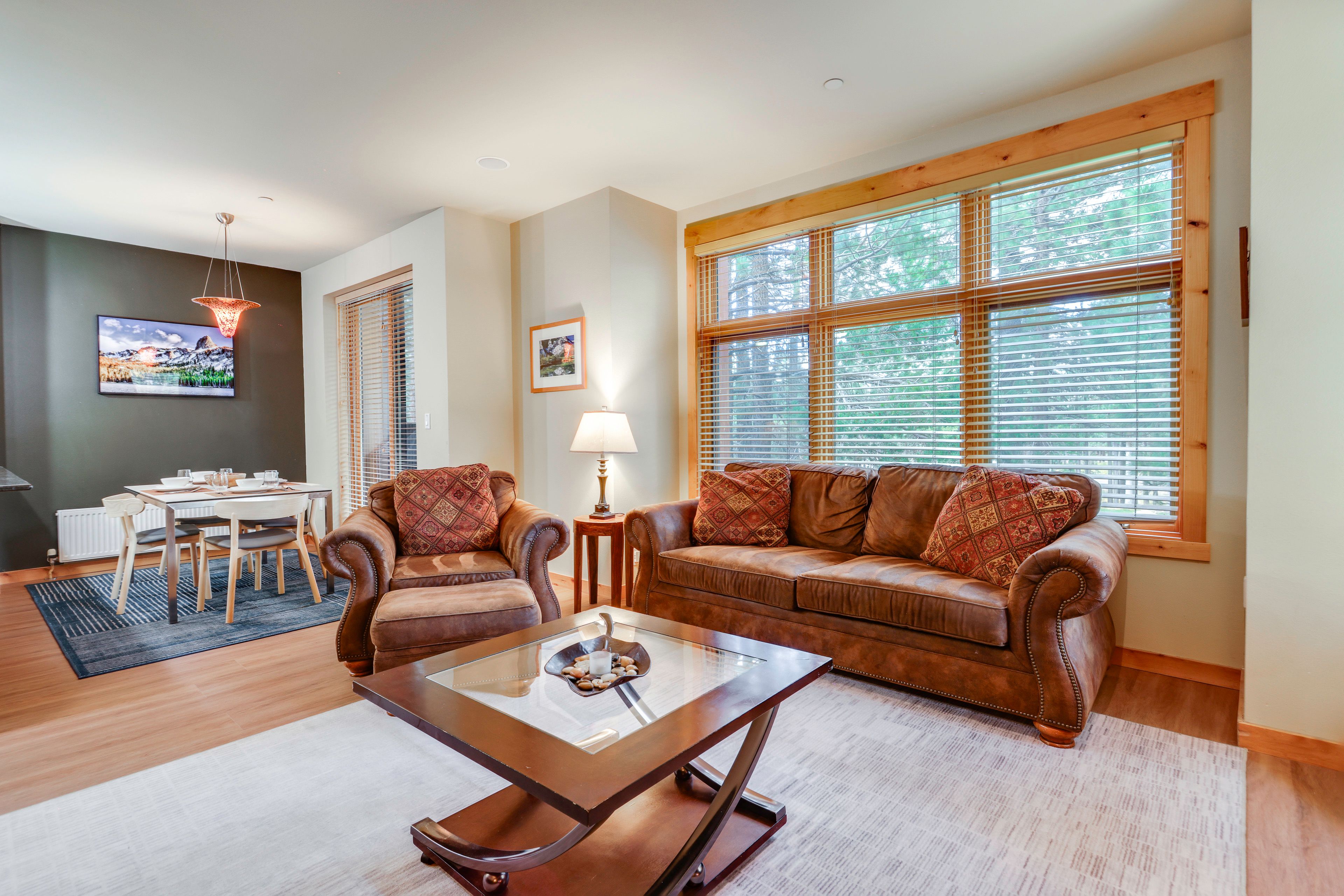 Living Room | Main Floor
