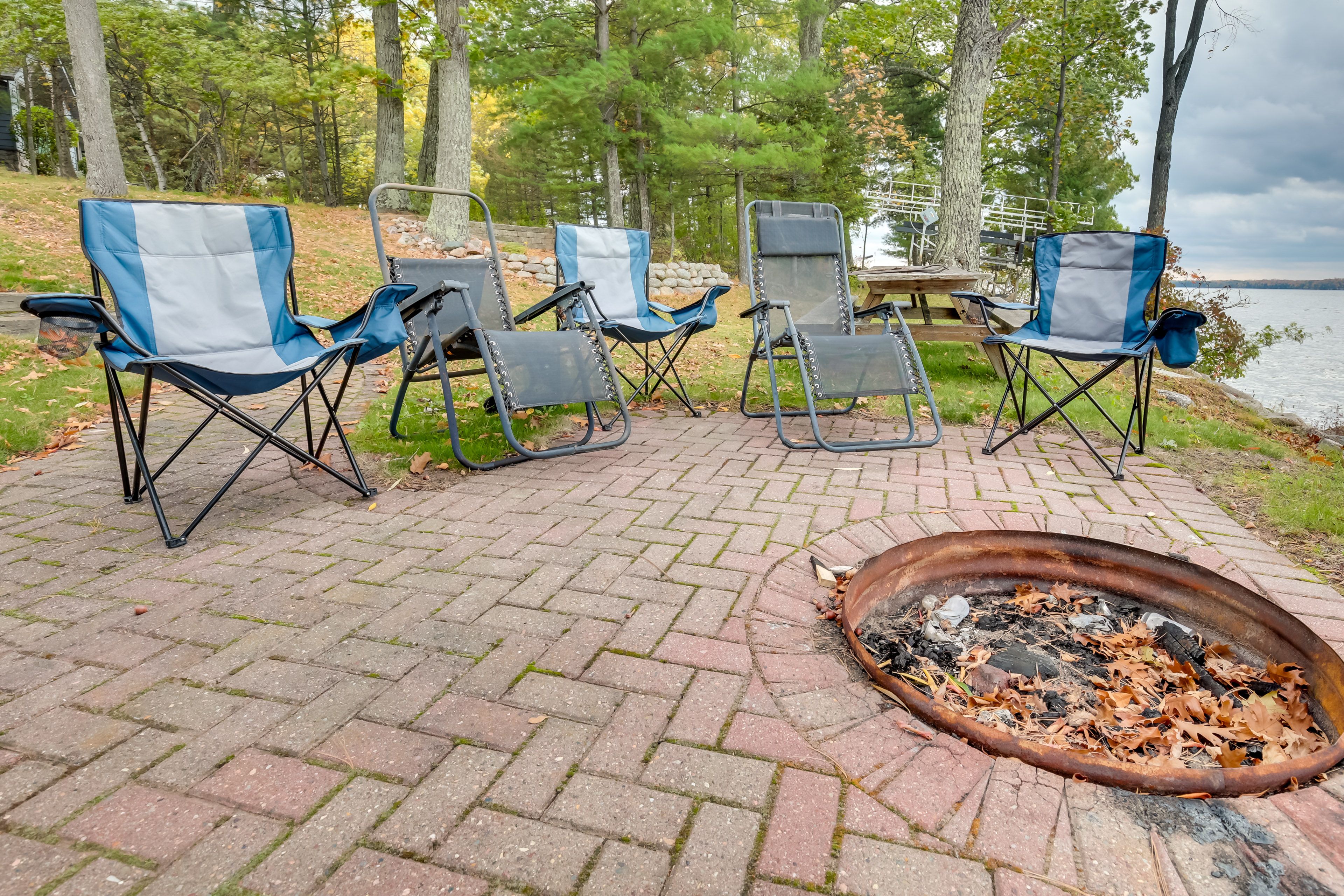 Fire Pit (Bring Your Own Wood)