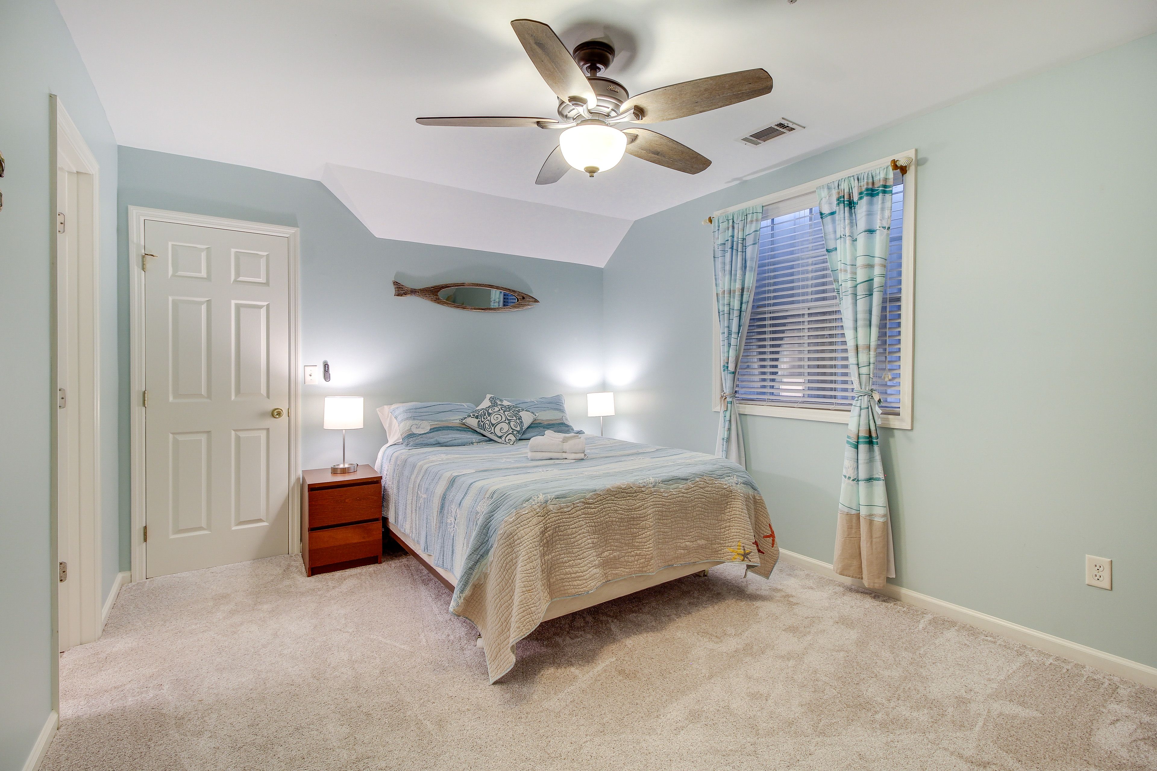 Bedroom 1 | Queen Bed | Linens Provided | 2nd Floor | En-Suite Bathroom