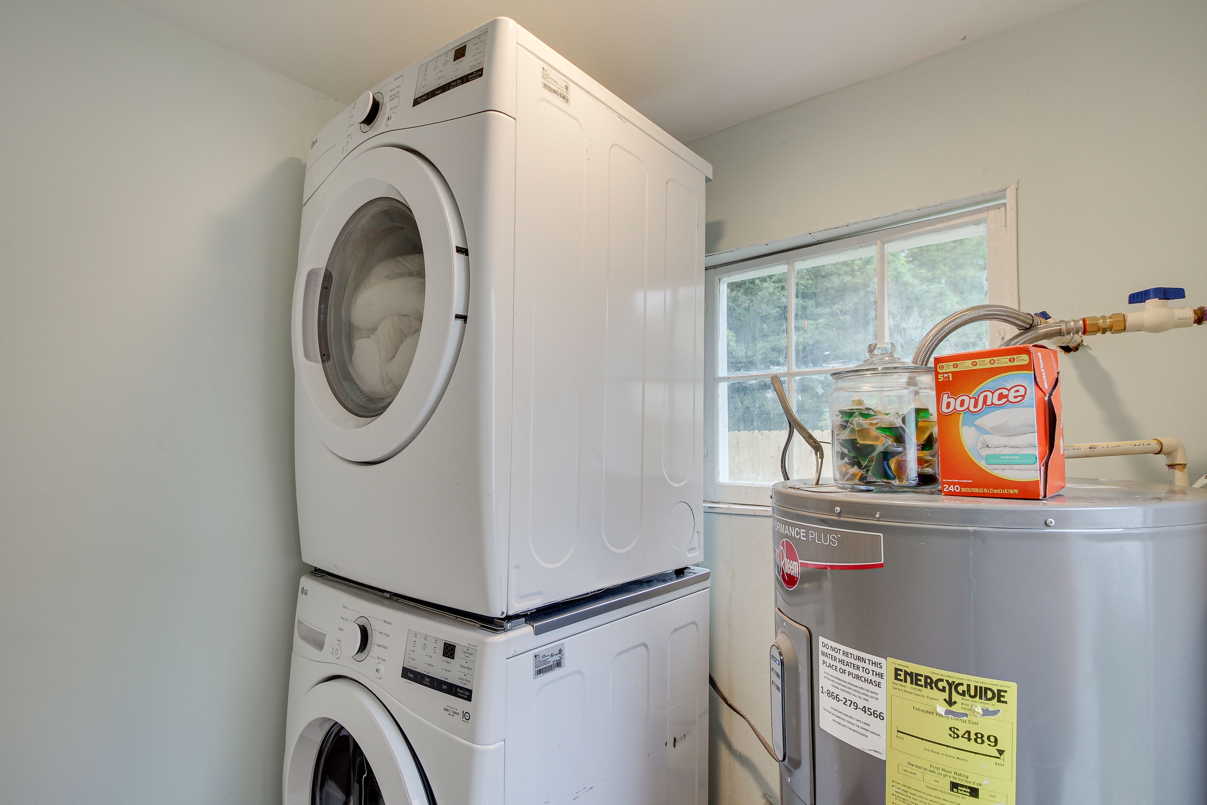 Laundry Area | Washer/Dryer | Hangers | Iron/Board | Trash Bags/Paper Towels