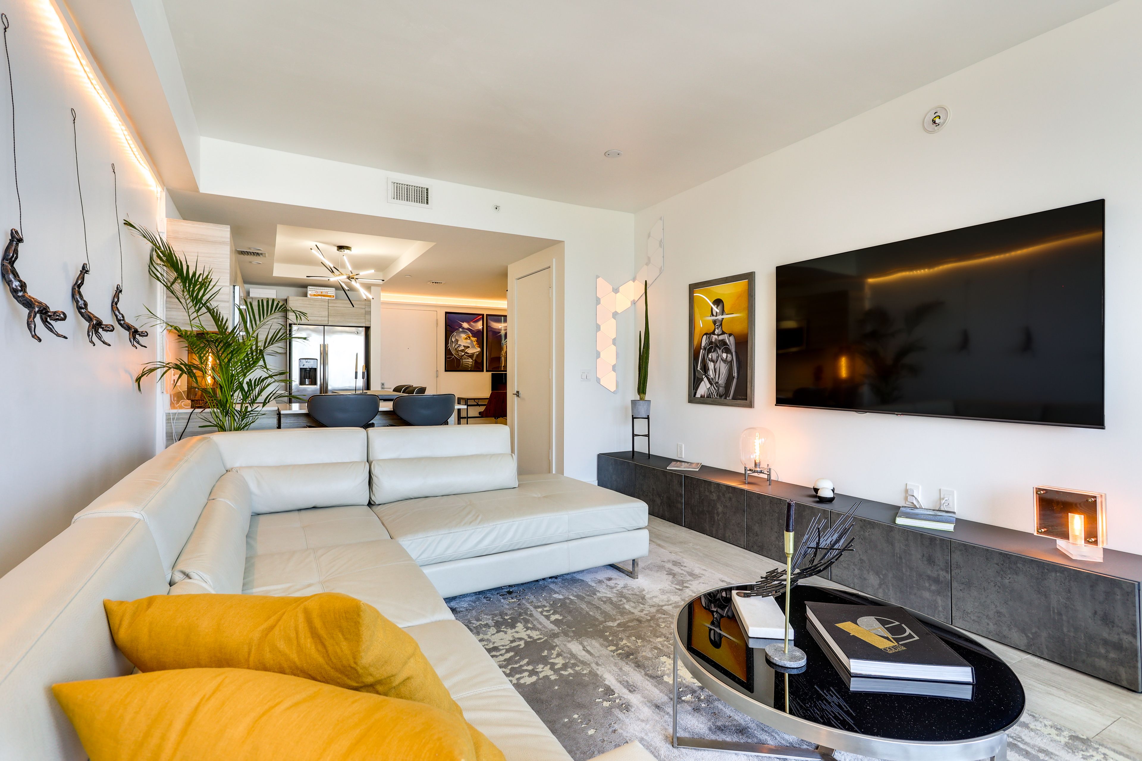 Miami Vacation Rental | 1BR | 1BA | 750 Sq Ft | Step-Free Access w/ Elevator