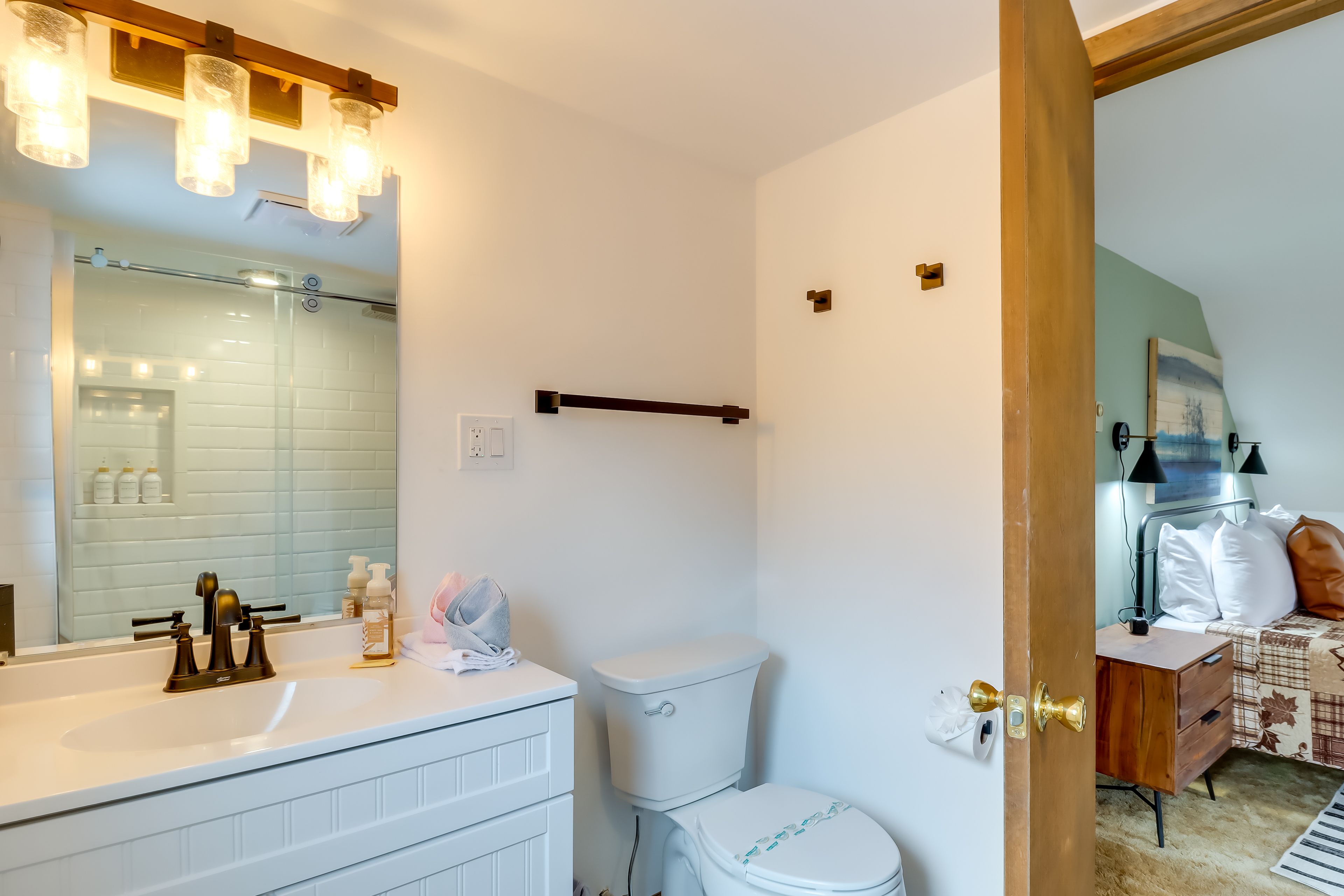 Full Bathroom | Loft | Walk-In Shower | Towels Provided | Hair Dryer