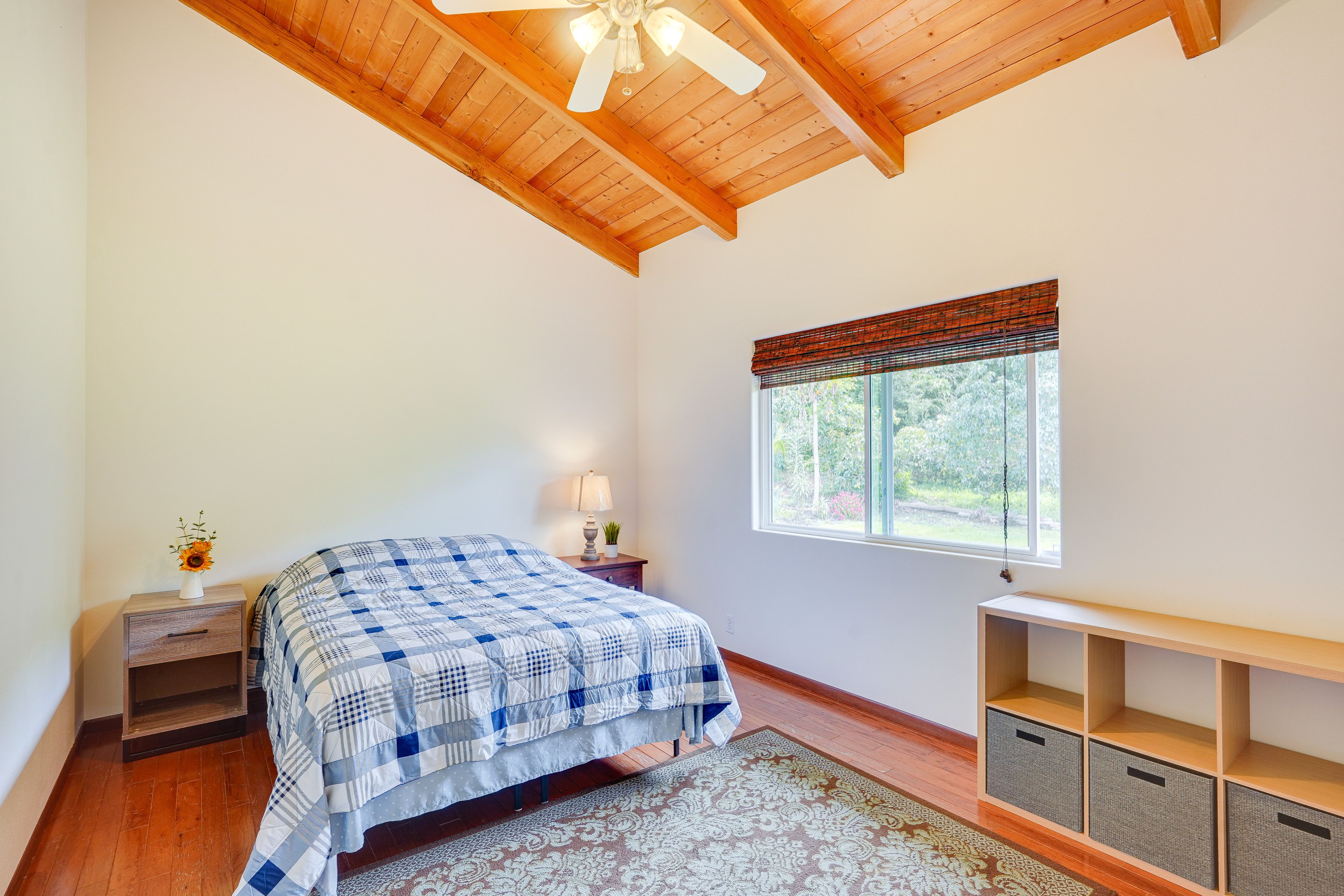 Bedroom 3 | Queen Bed
